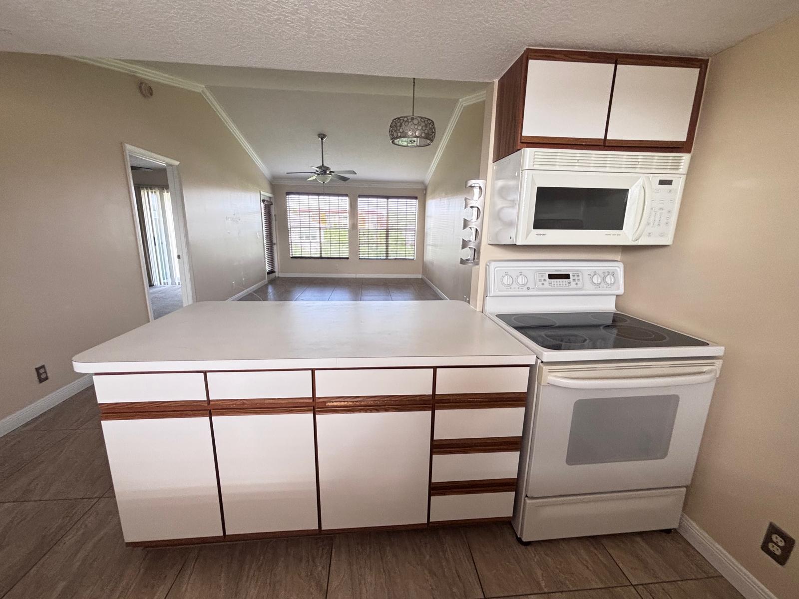 MLS #RX-10725476 image #5