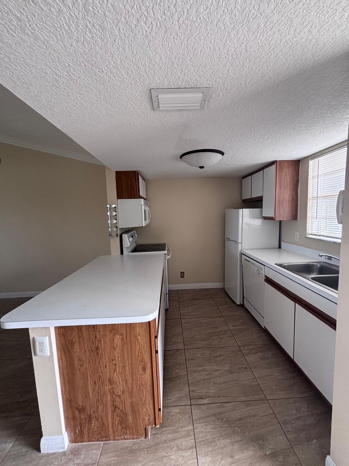 MLS #RX-10725476 image #7