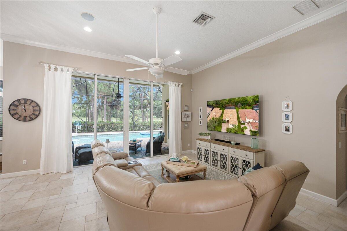 MLS #RX-11112122 image #11