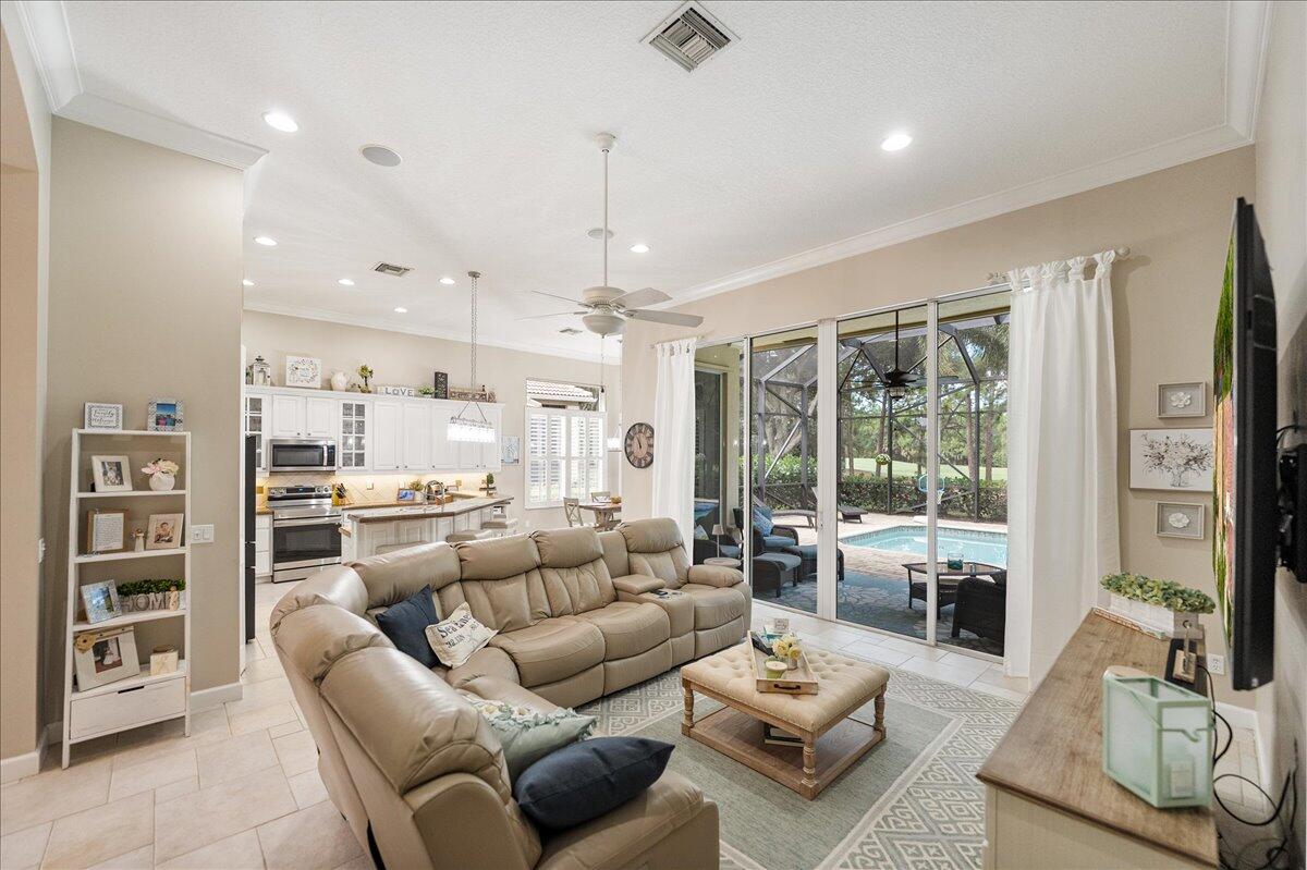 MLS #RX-11112122 image #12