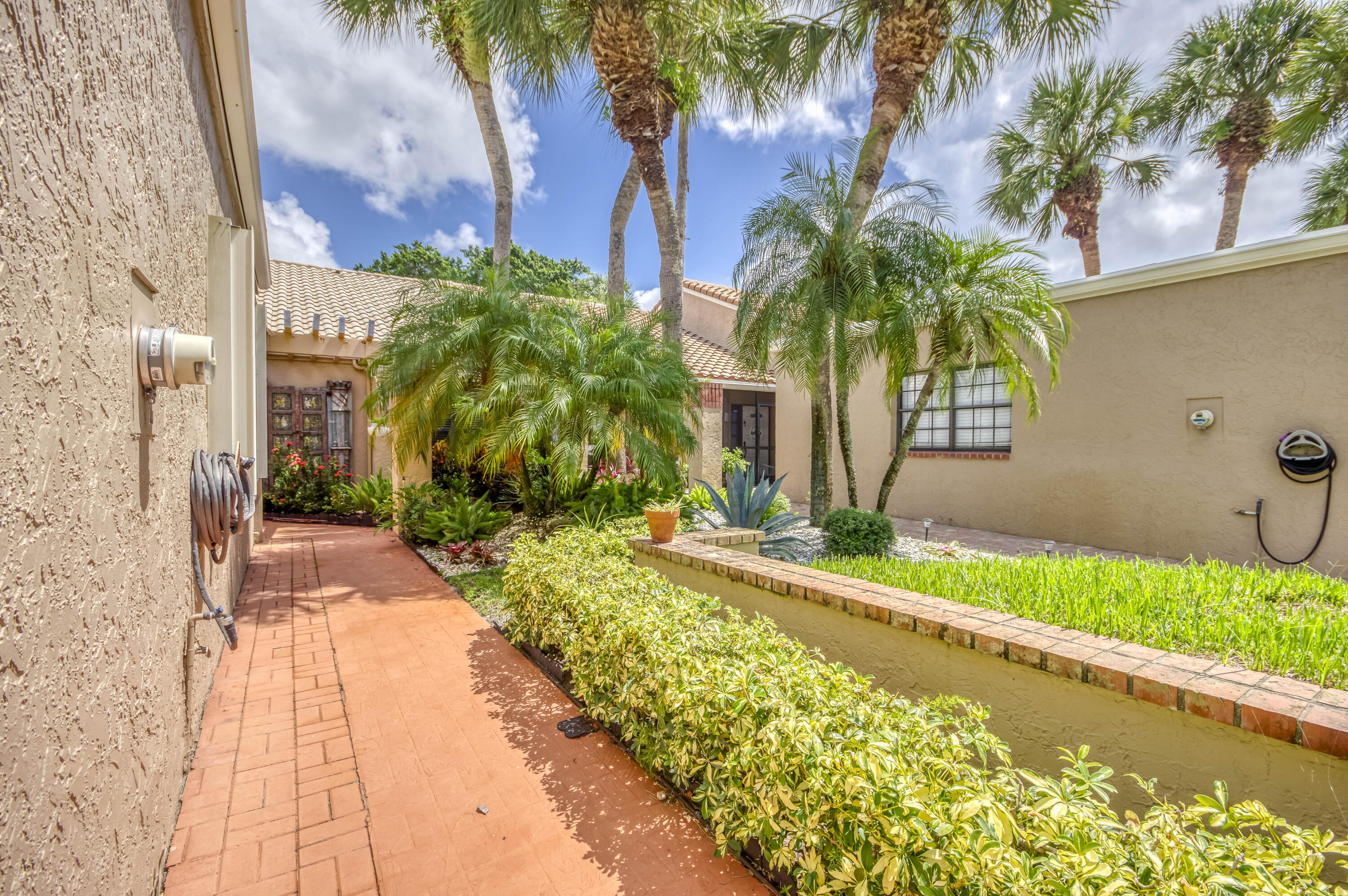 MLS #RX-11112353 image #1