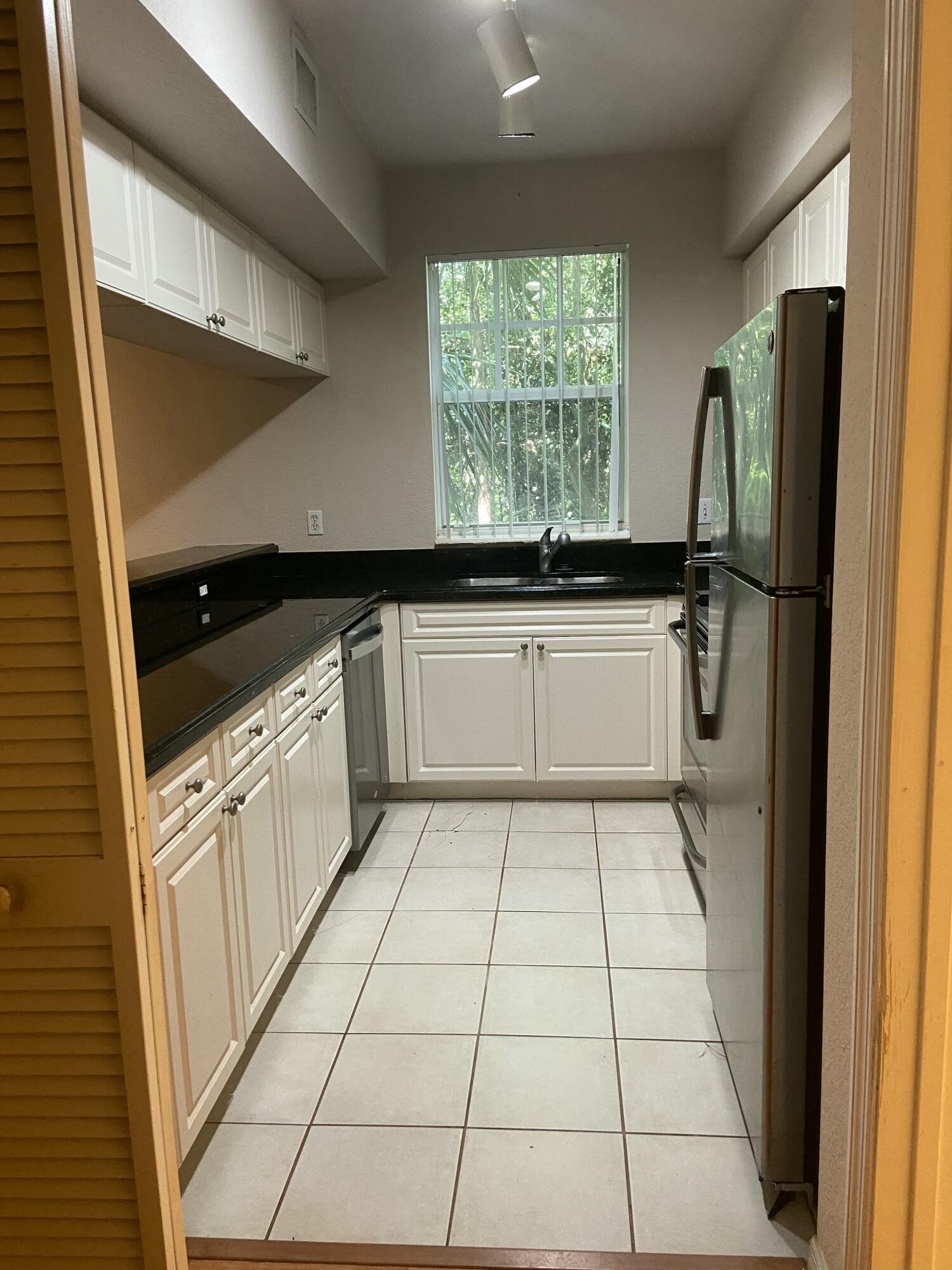 MLS #RX-11112381 image #6