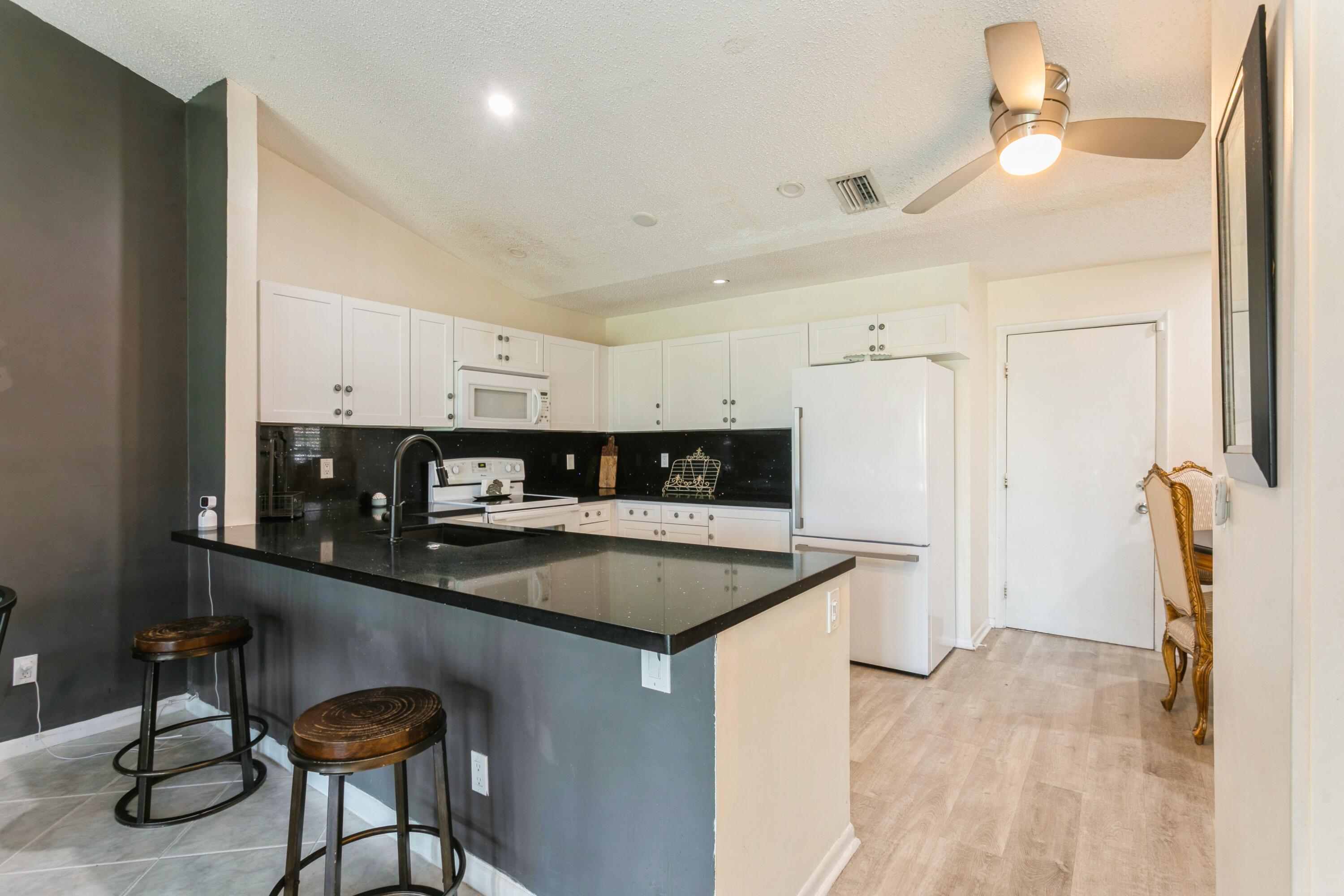 MLS #RX-11112385 image #2