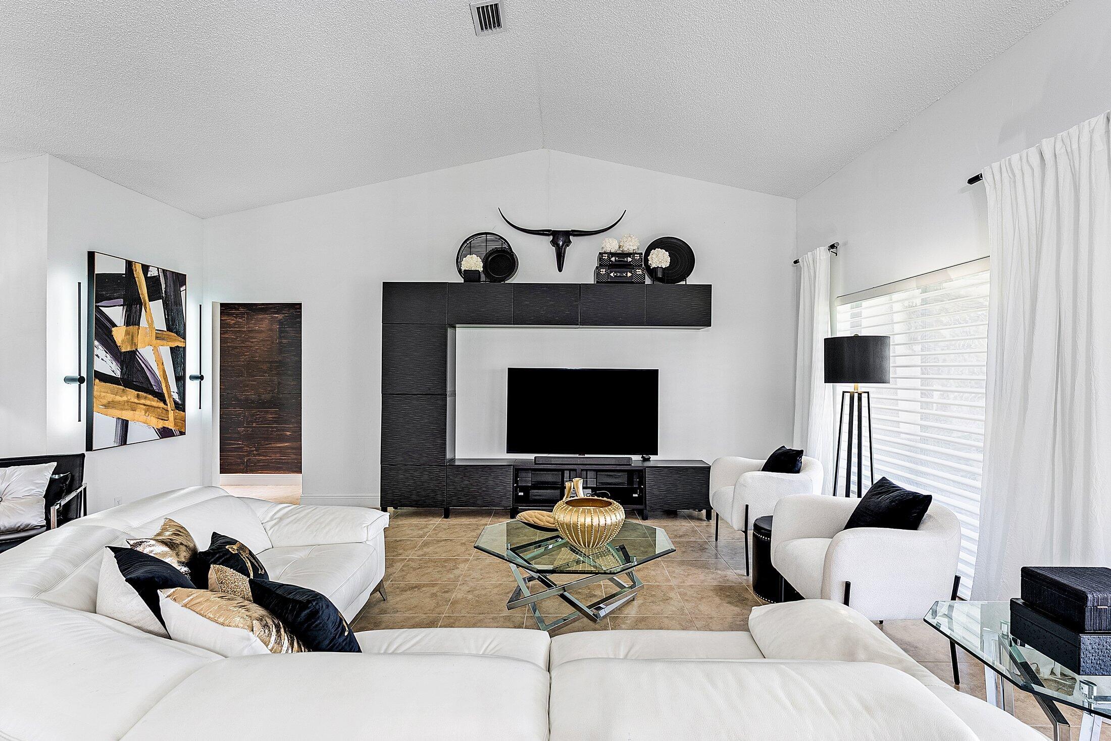 MLS #RX-11112605 image #2