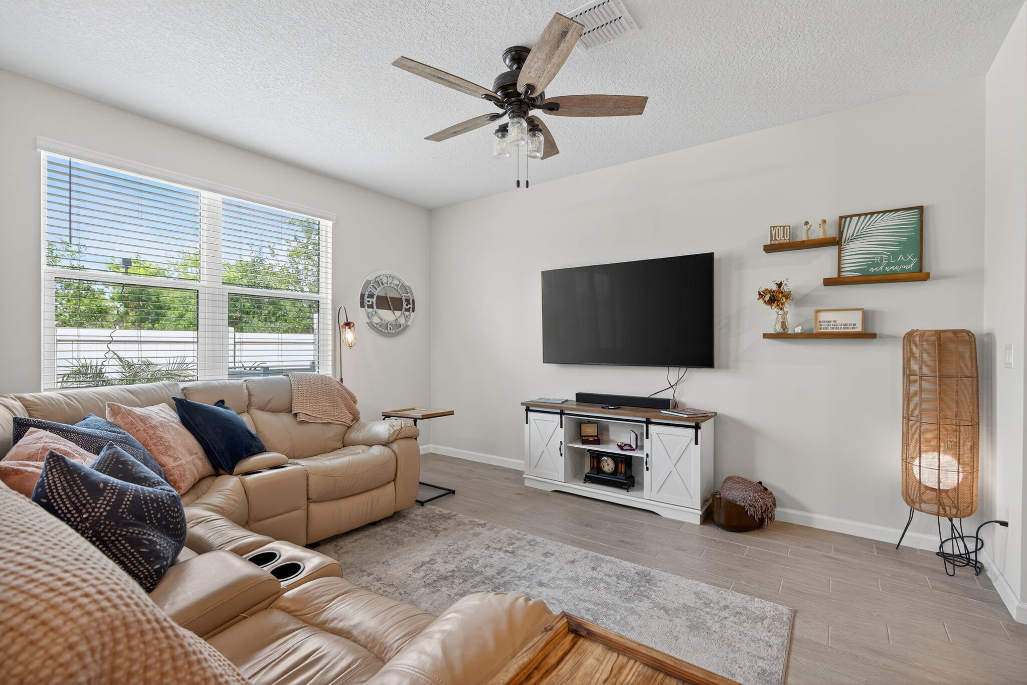 MLS #RX-10983989 image #5