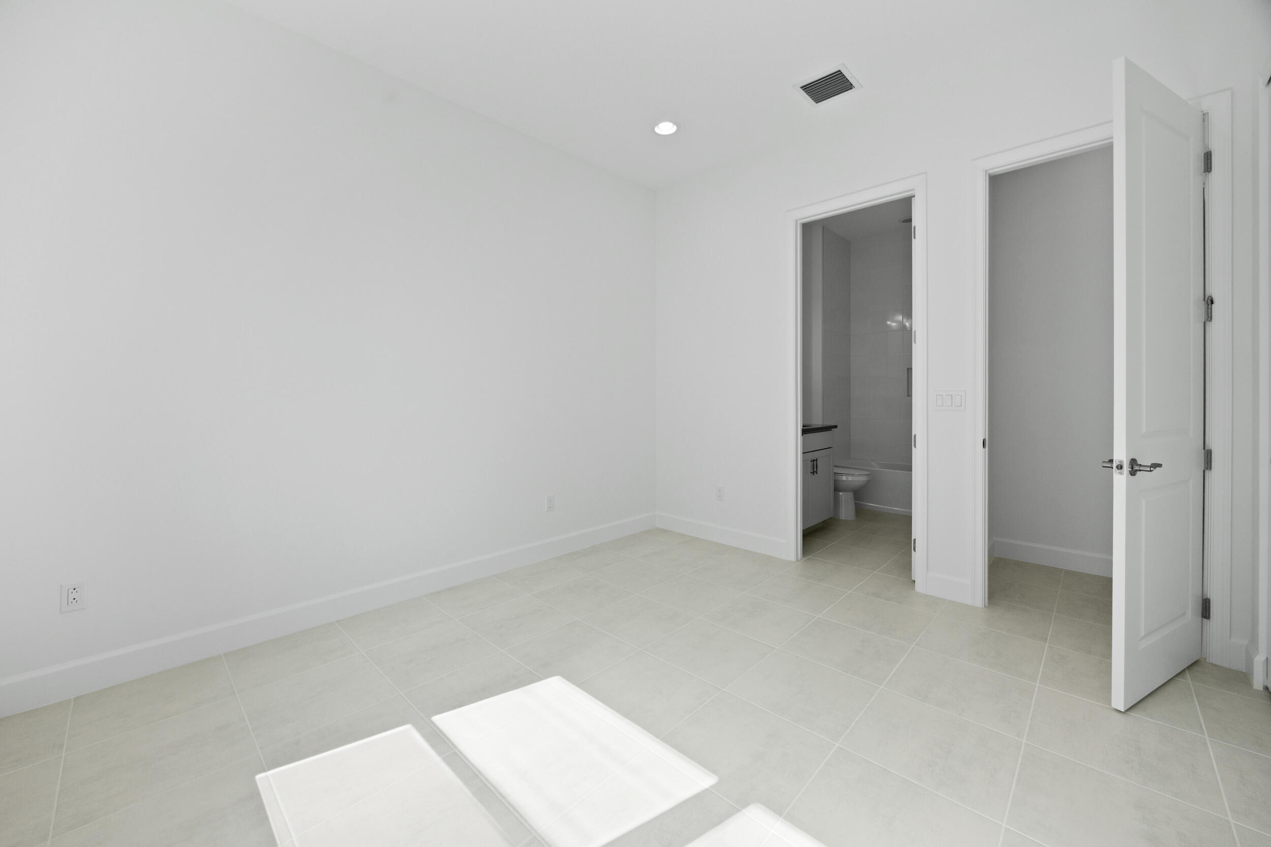 MLS #RX-11114413 image #51