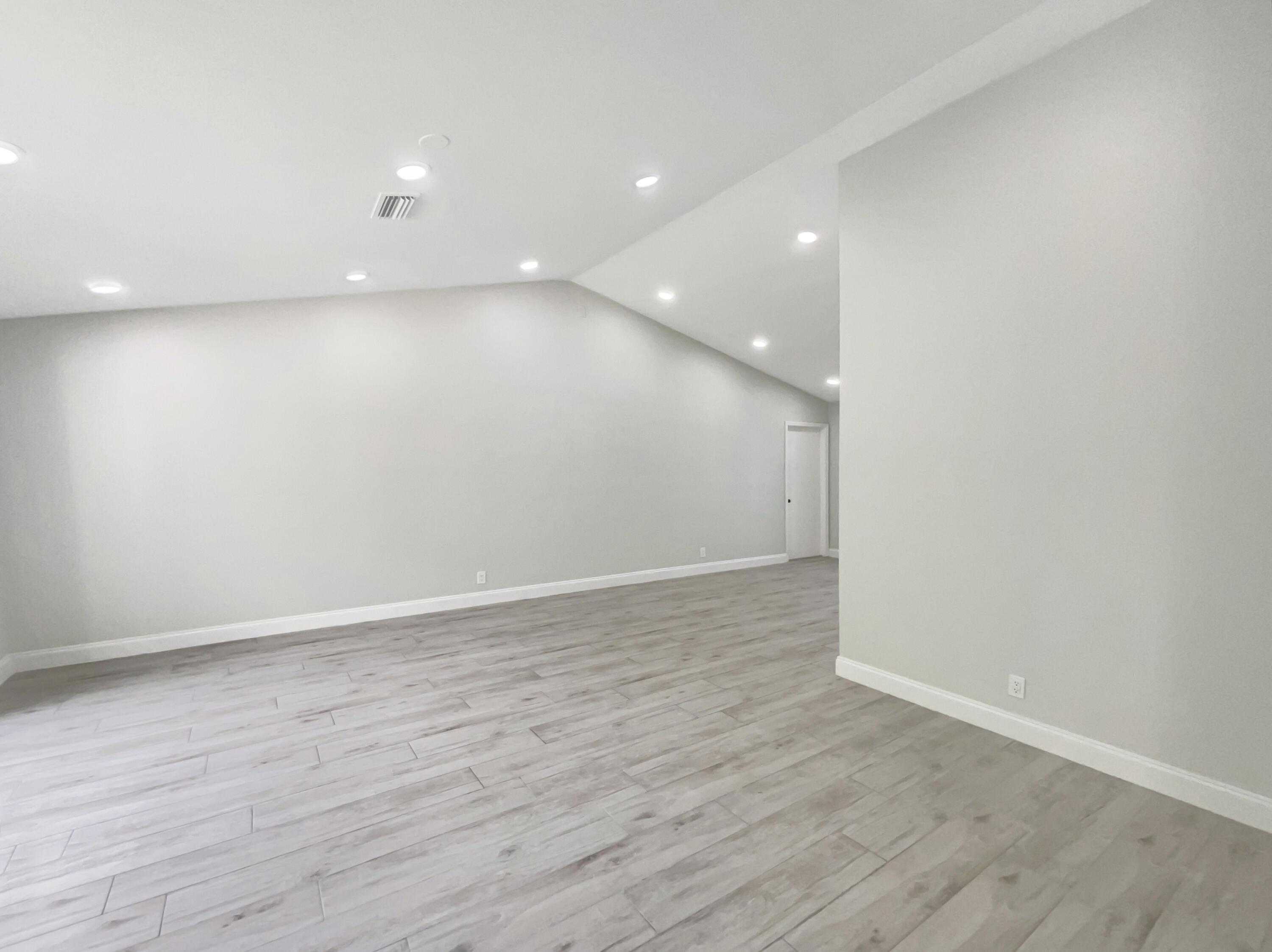 MLS #RX-11116128 image #3