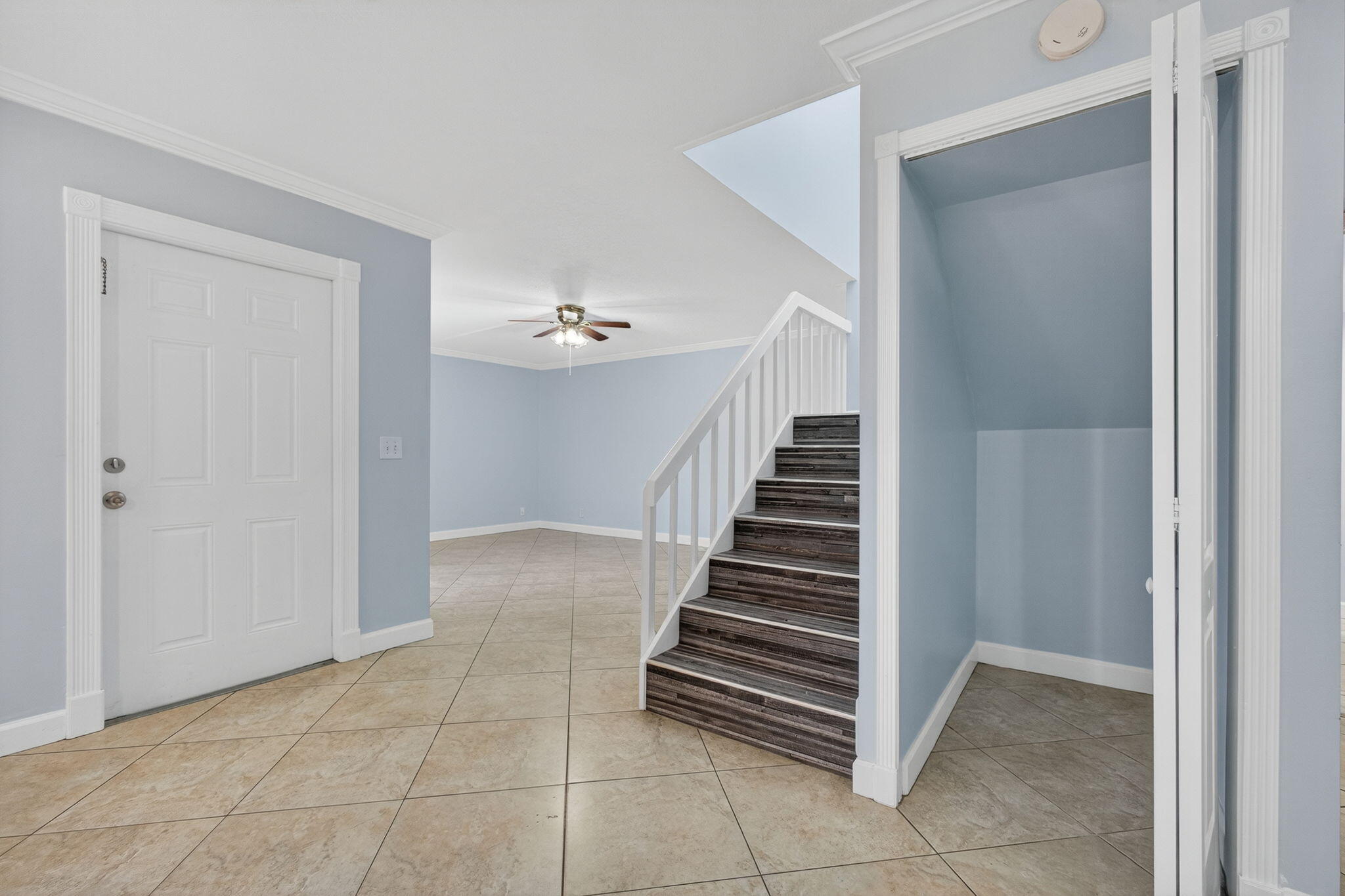 MLS #RX-11116154 image #1