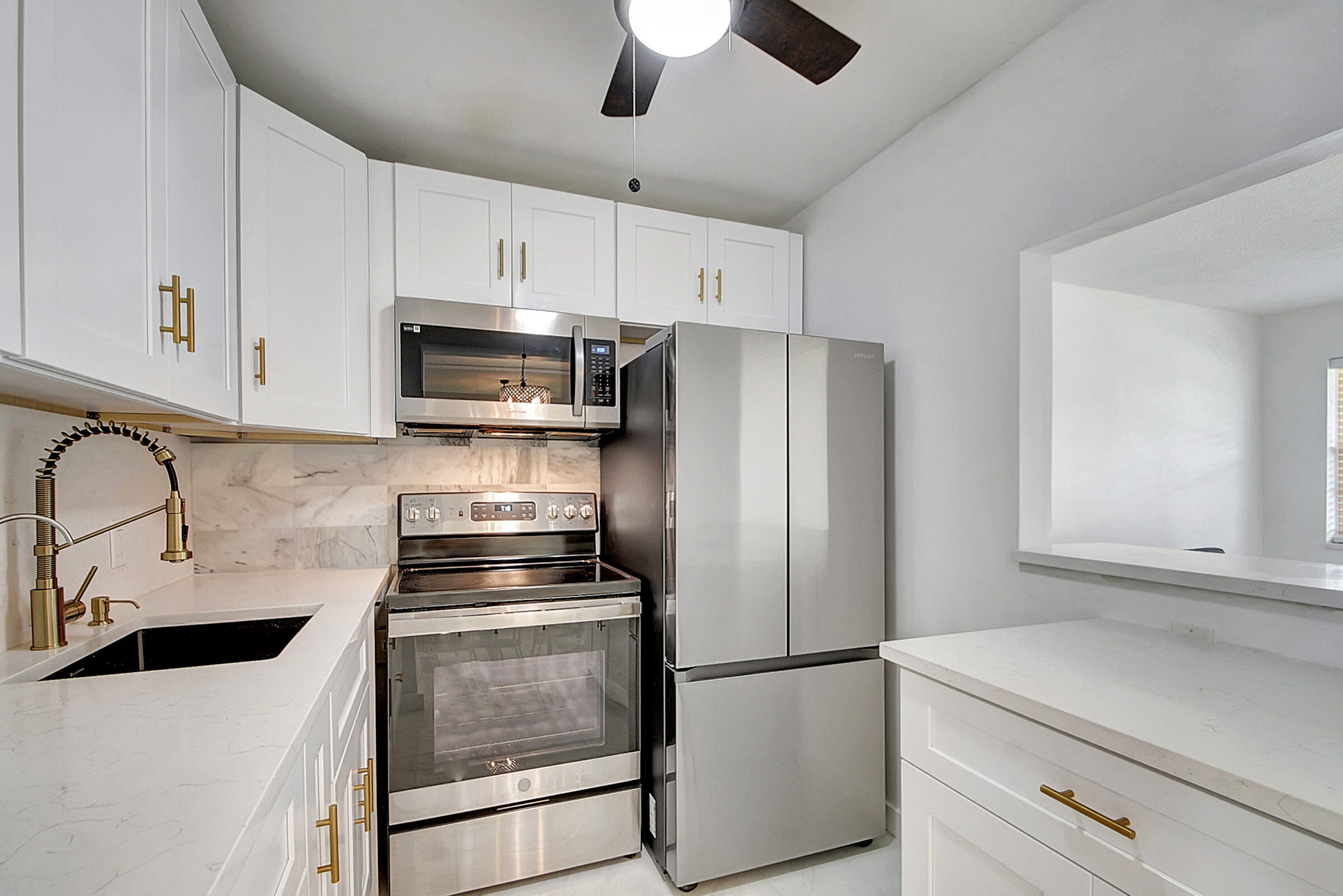 MLS #RX-11116588 image #1