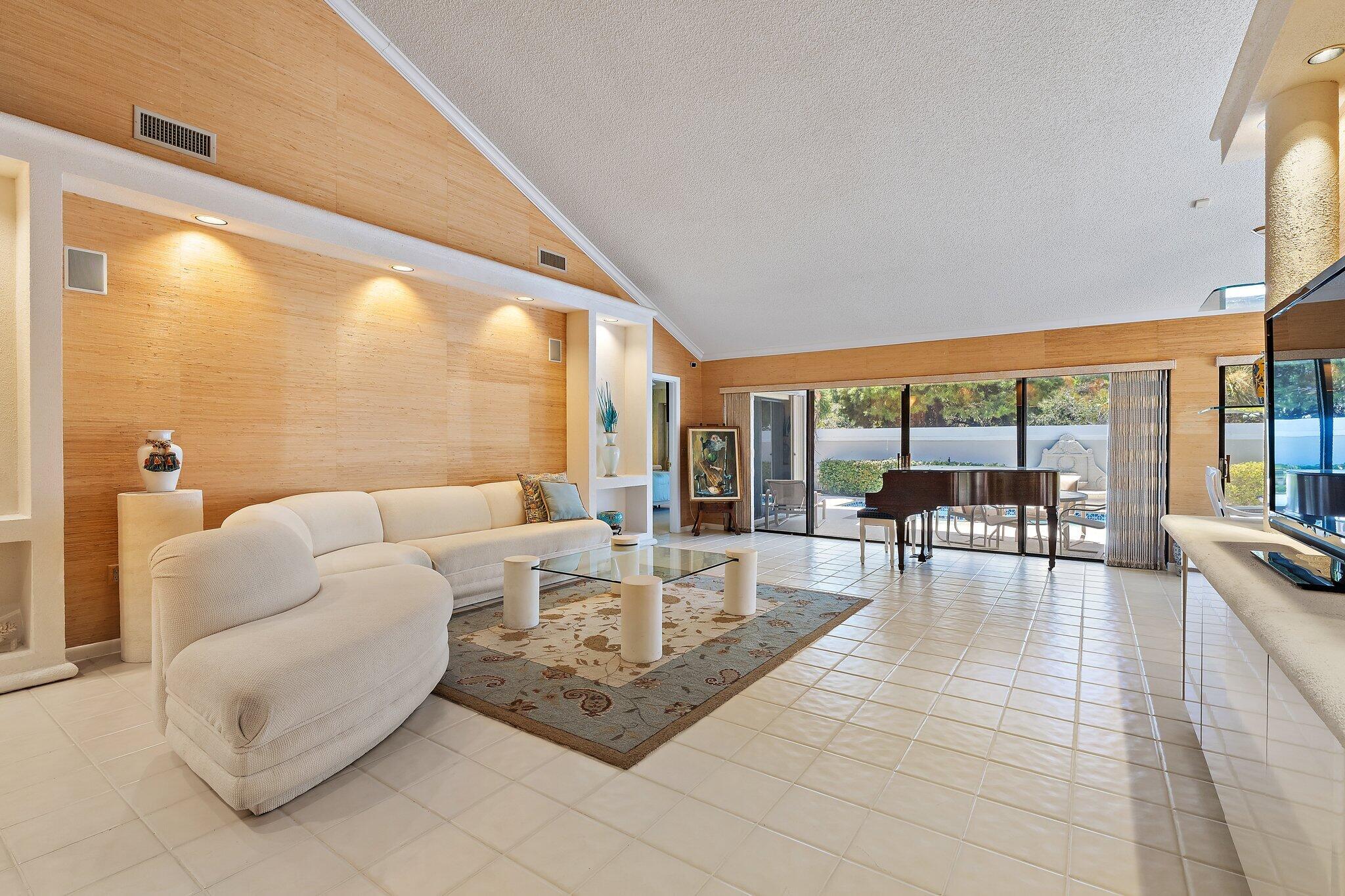 MLS #RX-11116975 image #6