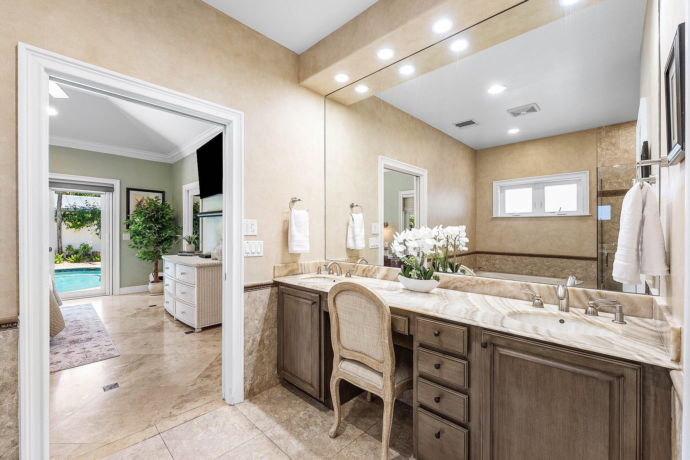 MLS #RX-11117269 image #36