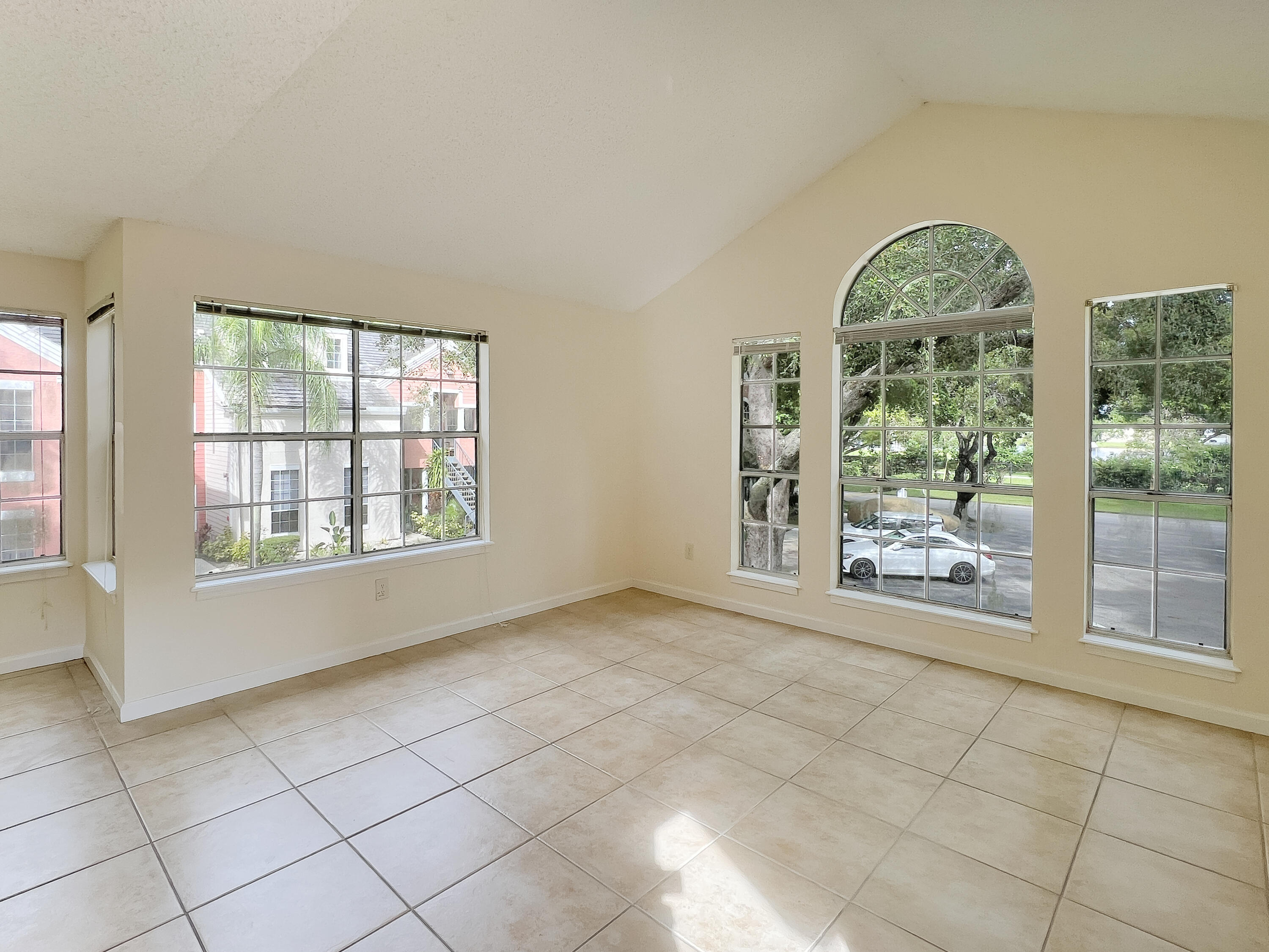 MLS #RX-10522441 image #3