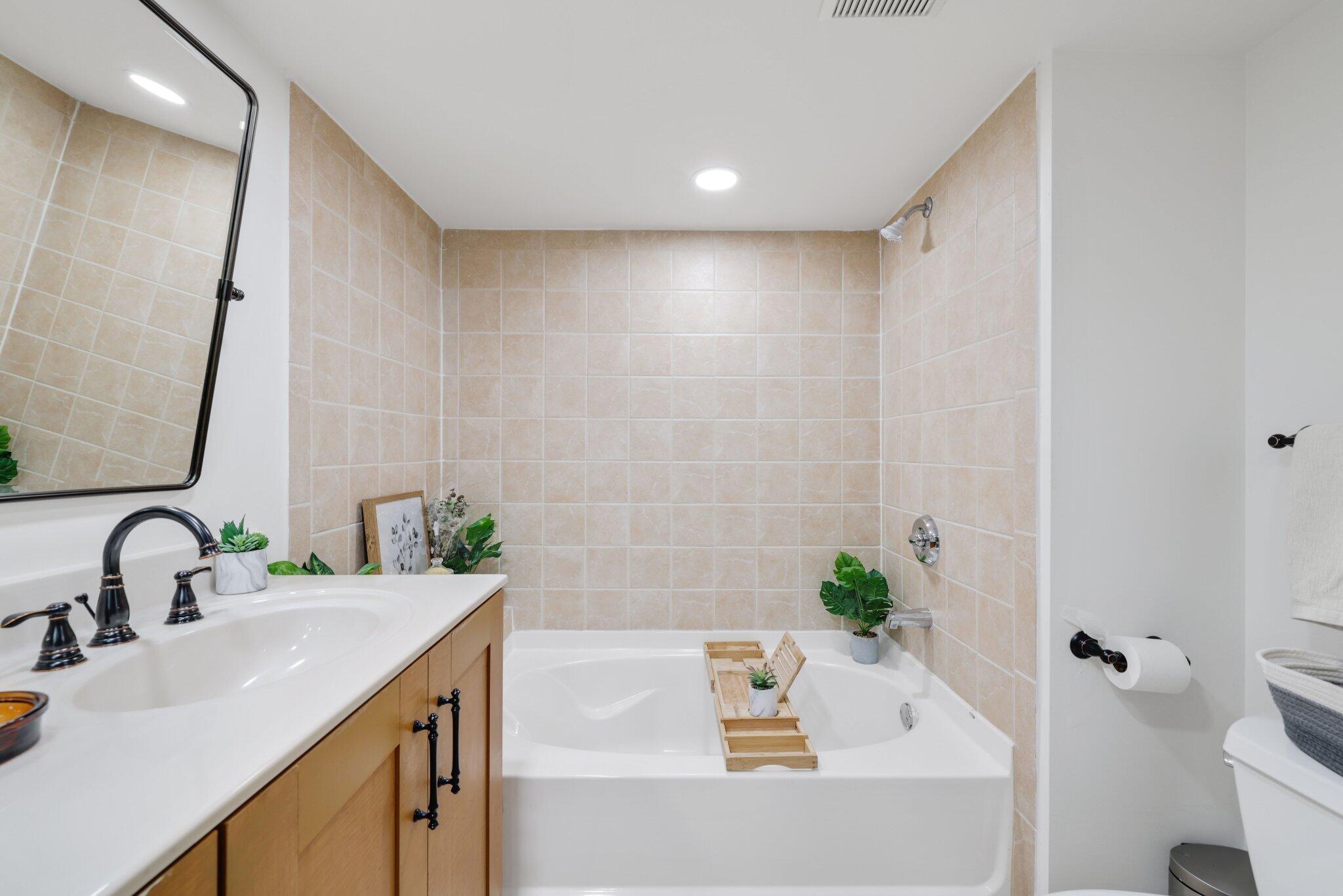 MLS #RX-10723507 image #21