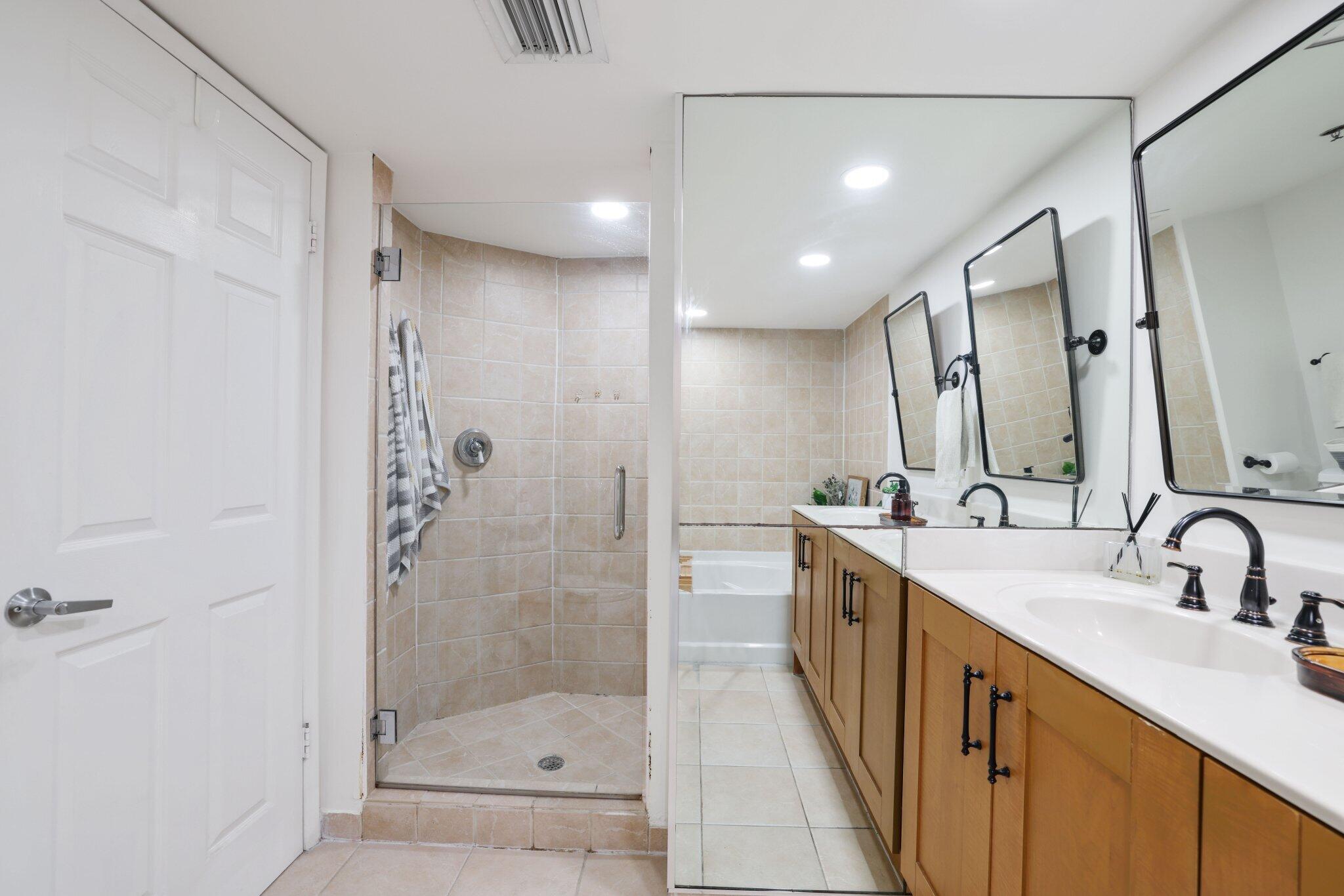 MLS #RX-10723507 image #22