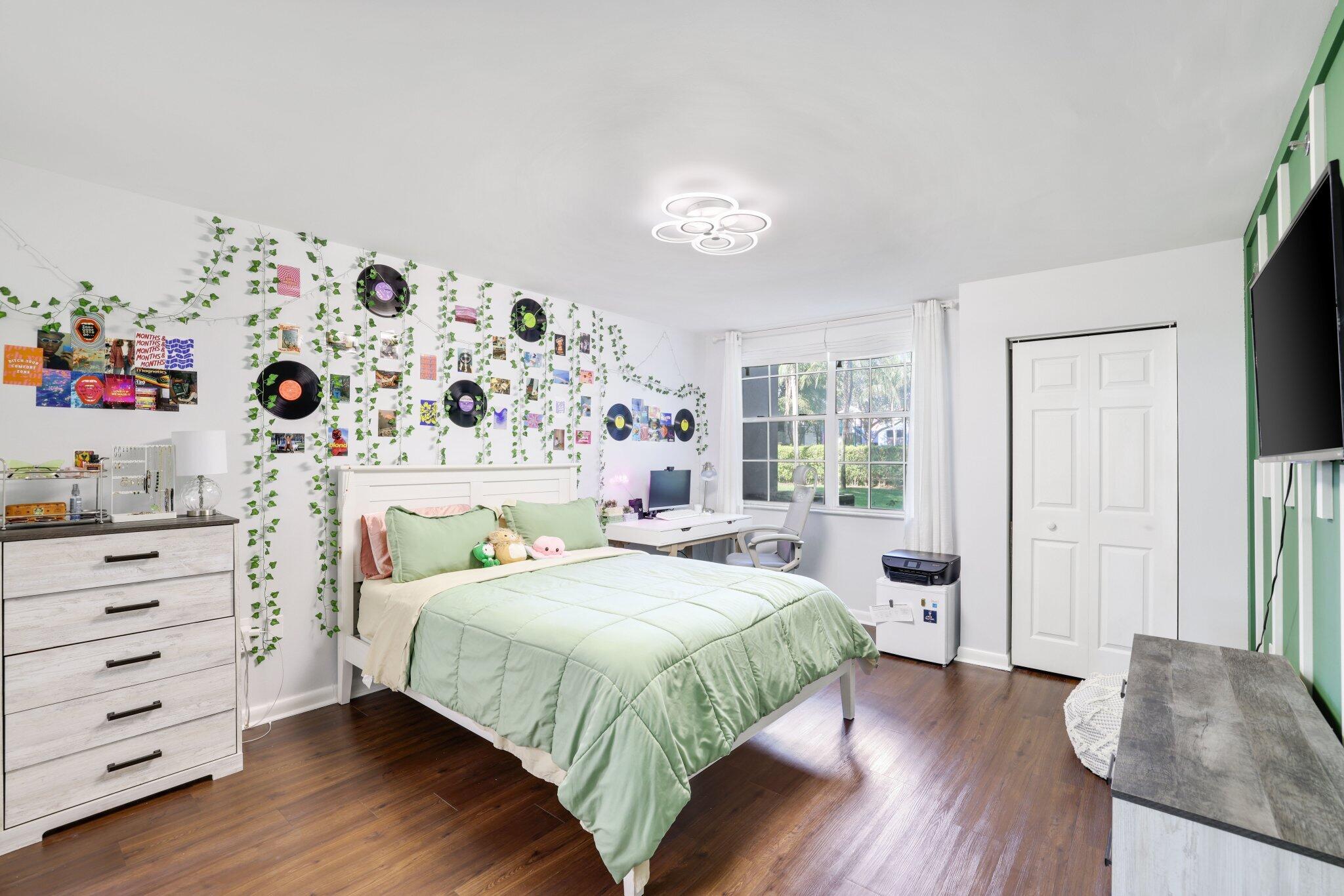 MLS #RX-10723507 image #24