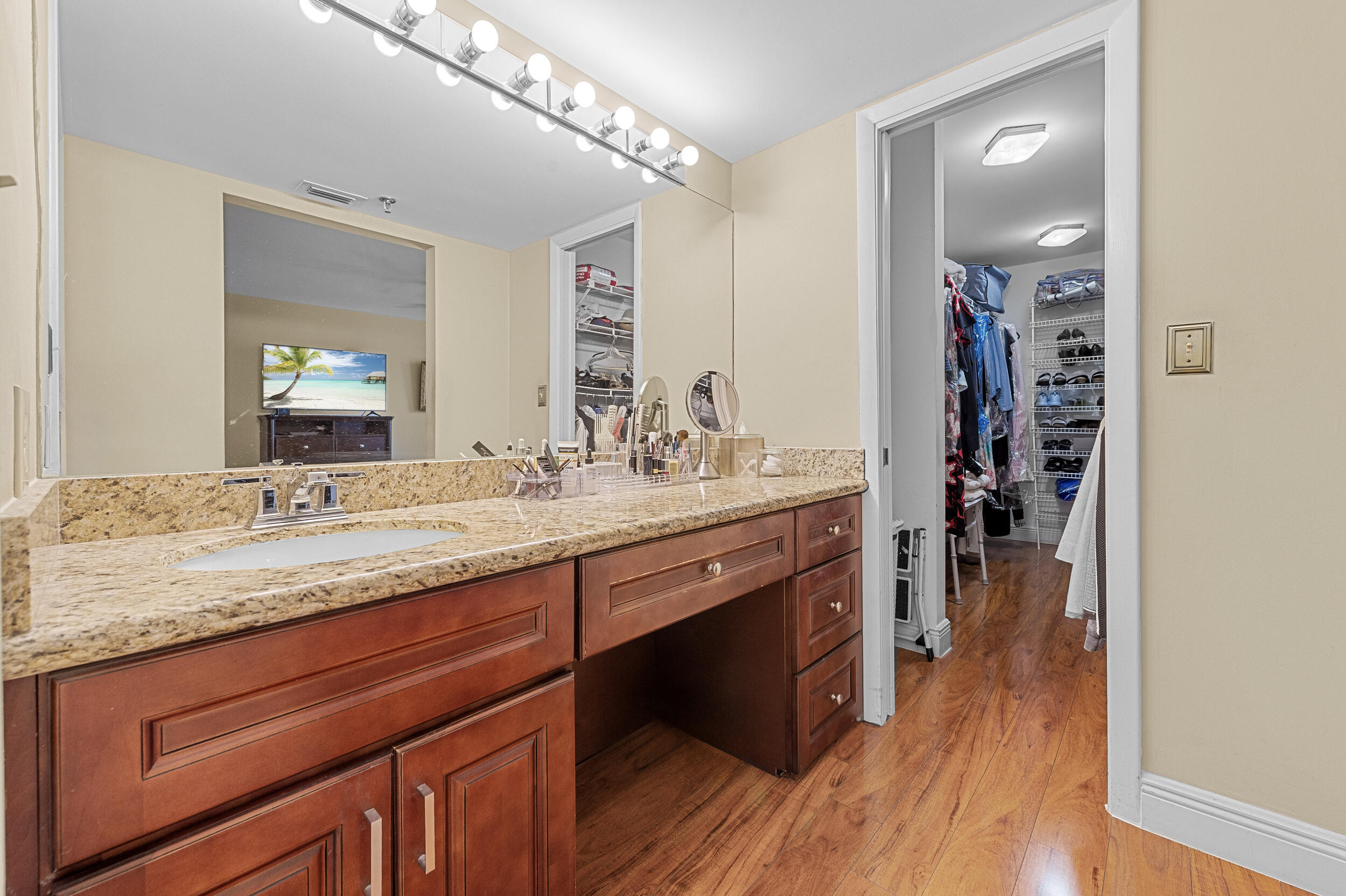 MLS #RX-10866153 image #25