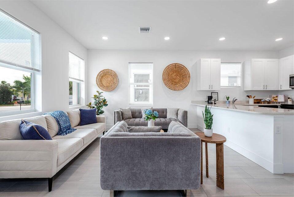 MLS #RX-11117528 image #3