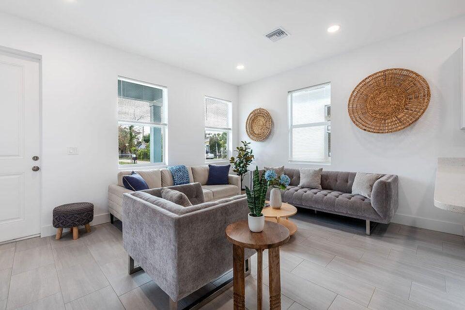 MLS #RX-11117528 image #4