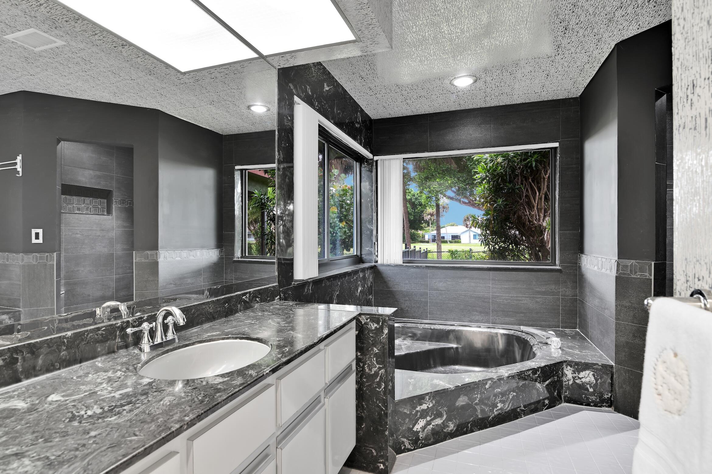 MLS #RX-11117667 image #36