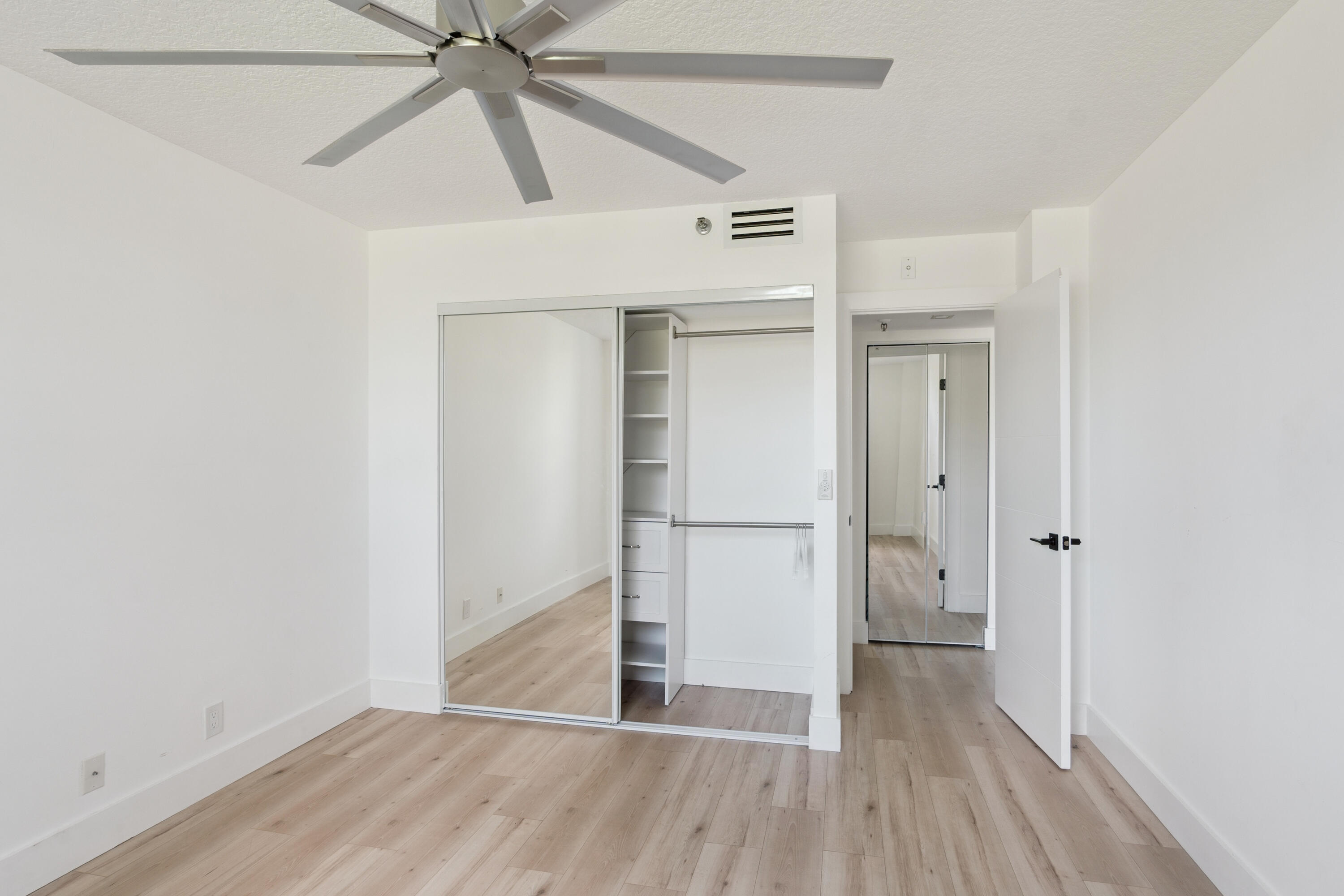 MLS #RX-10976792 image #10