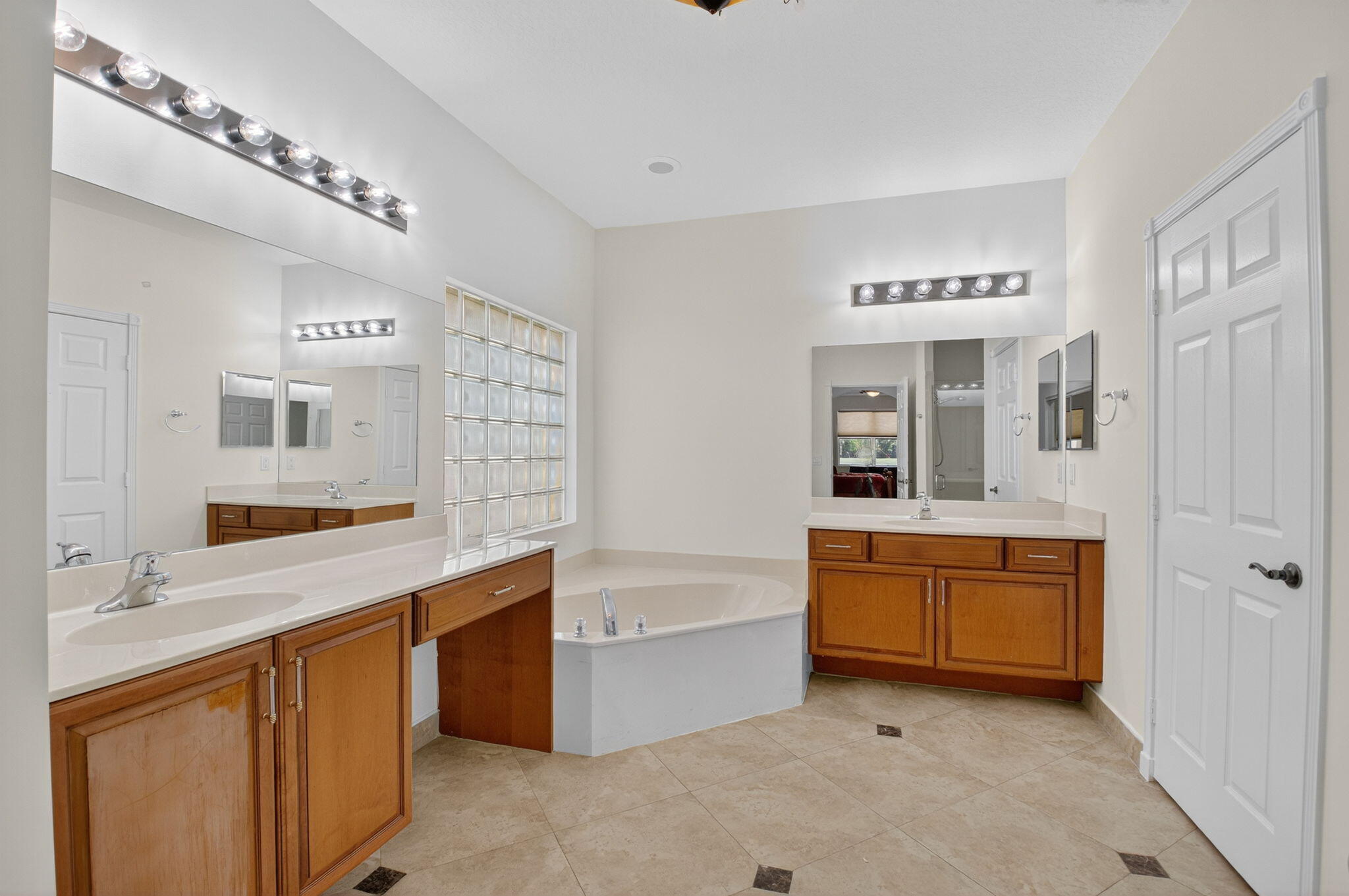 MLS #RX-11117958 image #26