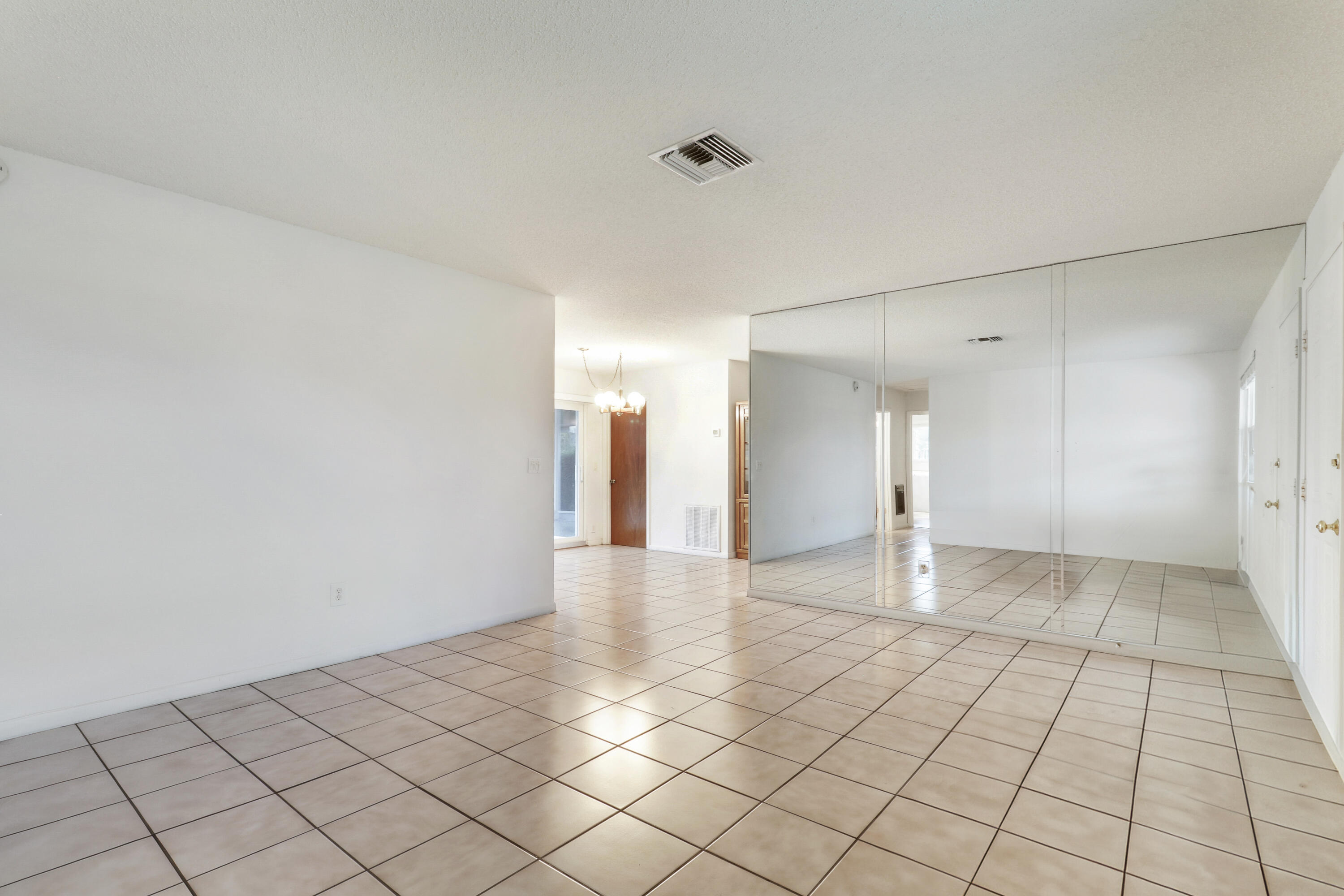 MLS #RX-11117977 image #6