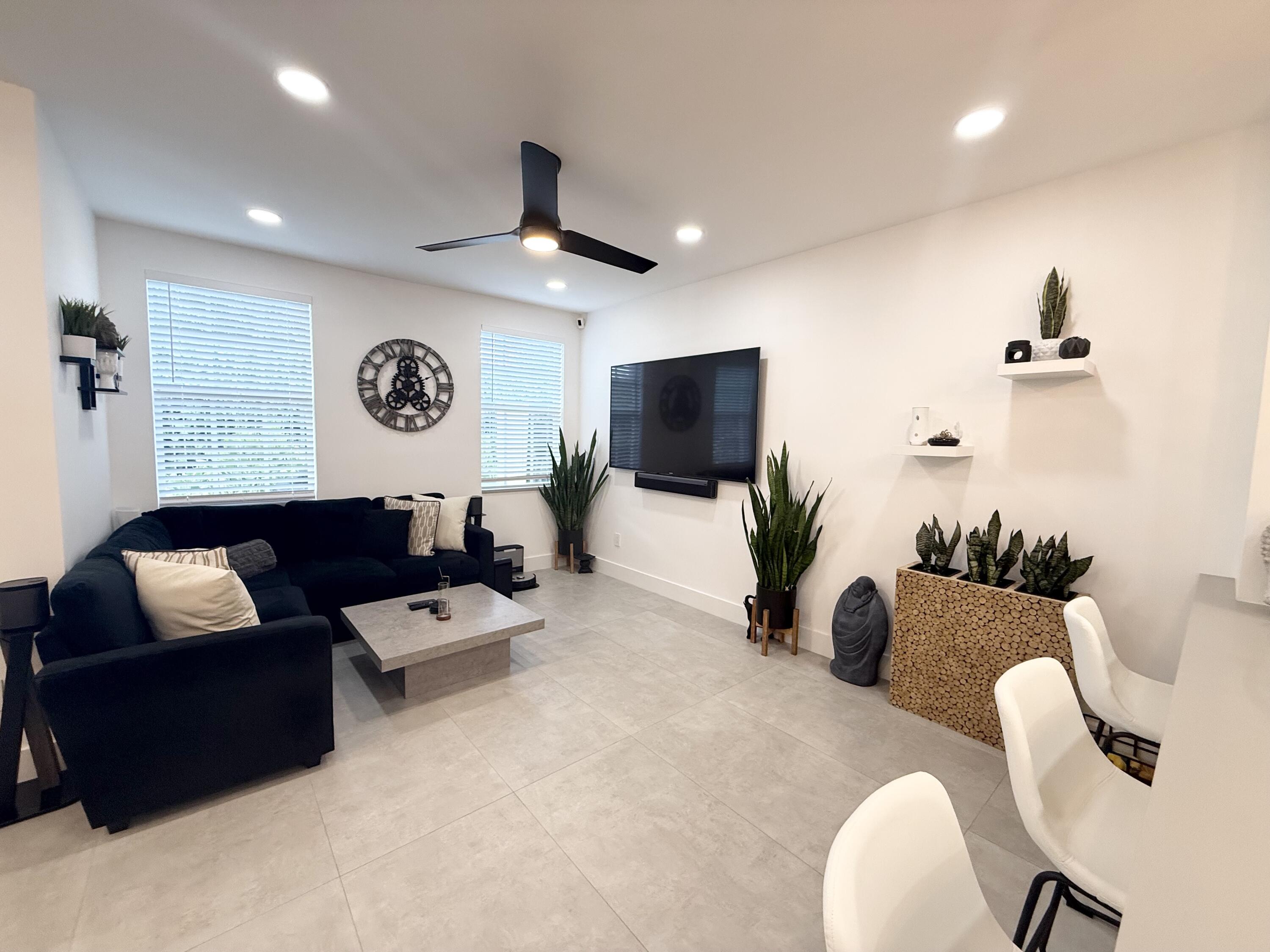 MLS #RX-11118028 image #4