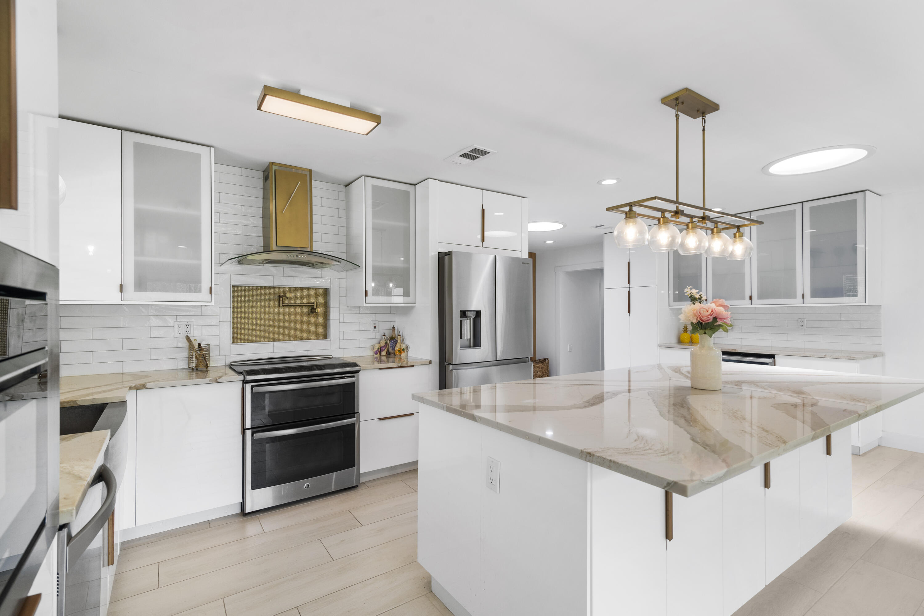 MLS #RX-11118036 image #4