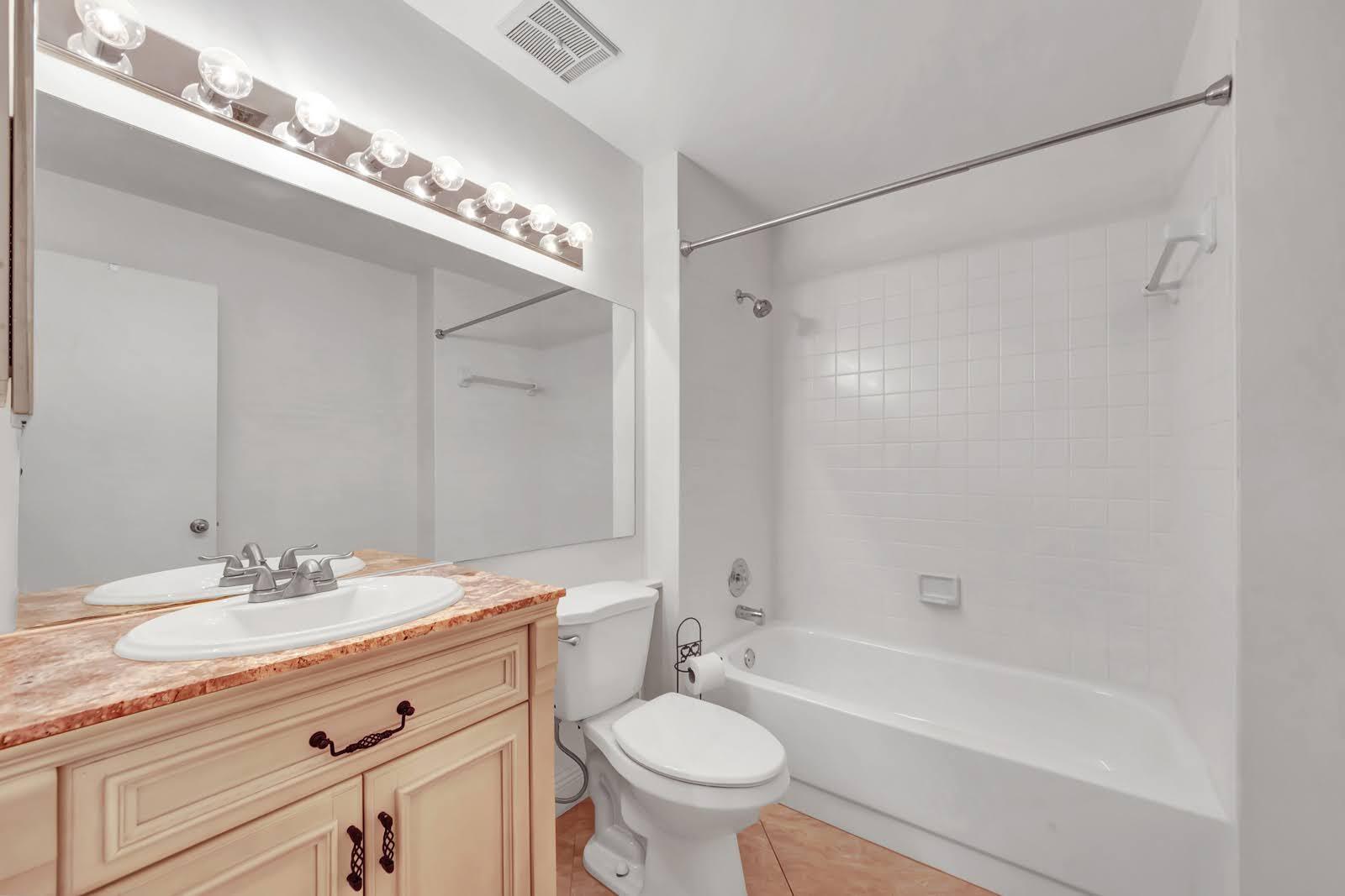 MLS #RX-10561613 image #22