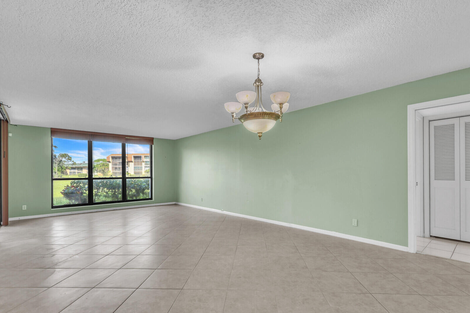 MLS #RX-11118879 image #5