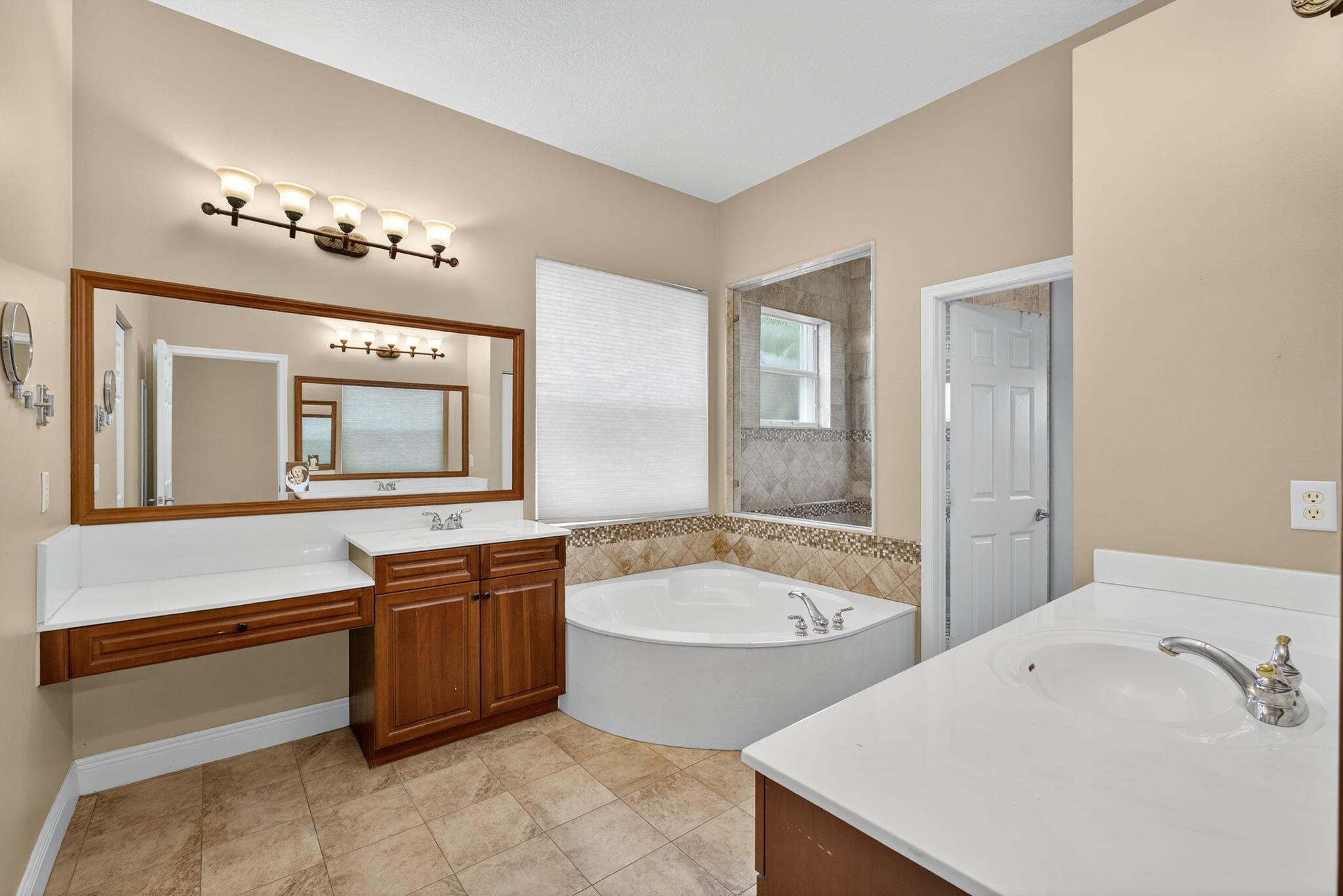 MLS #RX-11119013 image #15