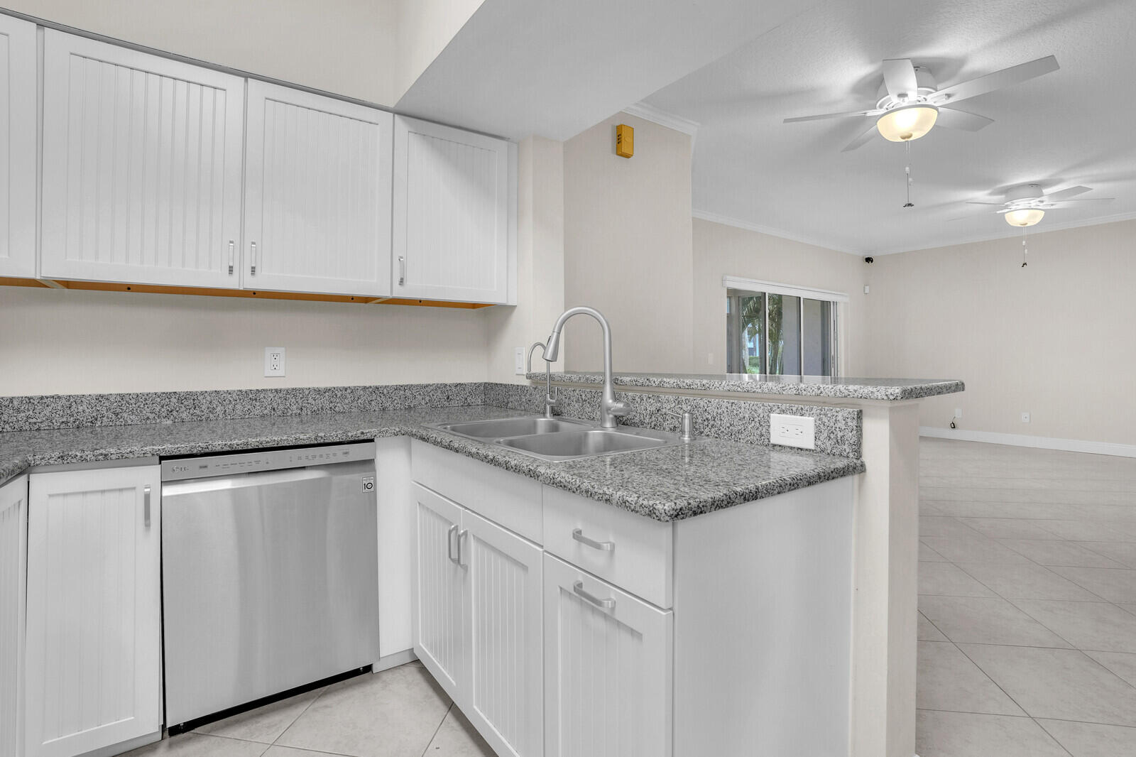 MLS #RX-11119016 image #9