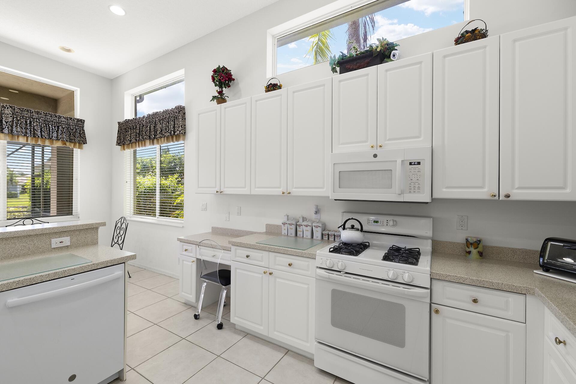 MLS #RX-11119075 image #8