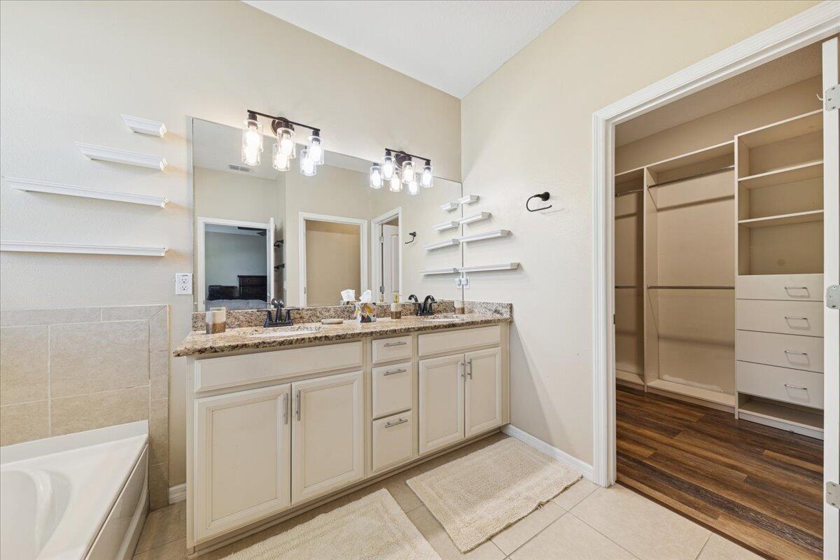 MLS #RX-11119277 image #23