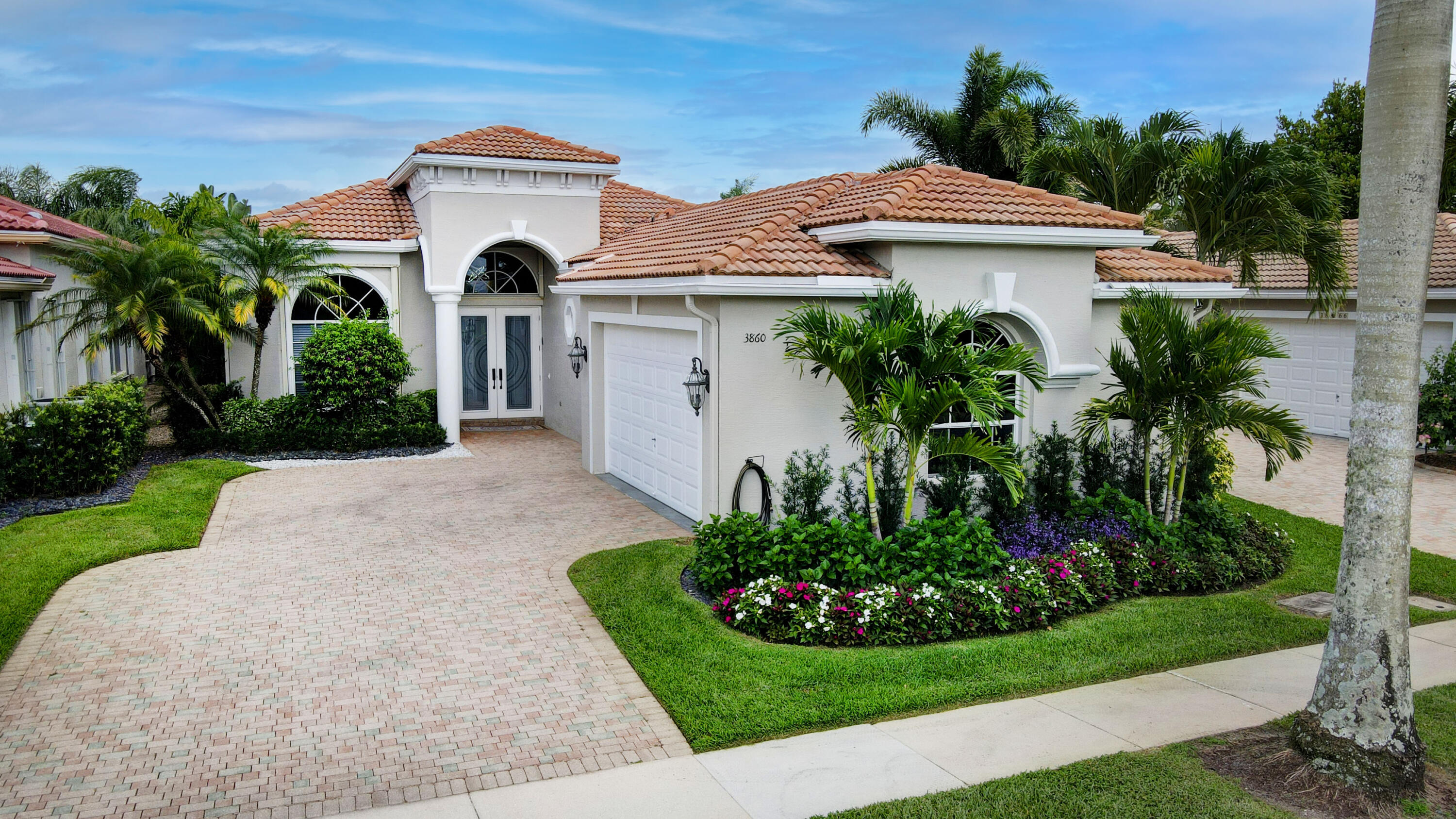 MLS #RX-11120101 image #0