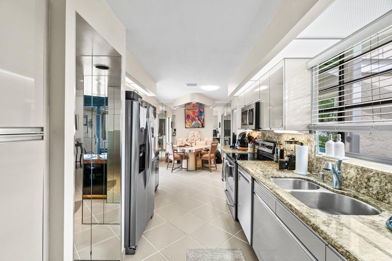 MLS #RX-11009494 image #23