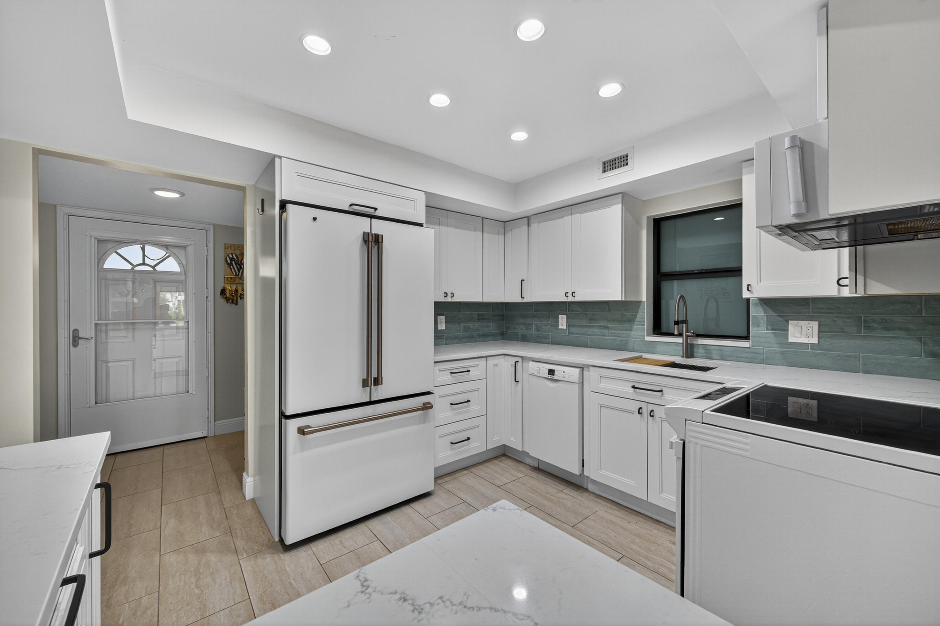 MLS #RX-11120733 image #2