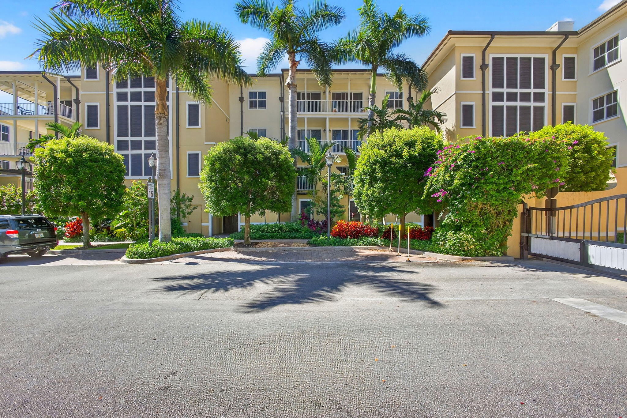 MLS #RX-11120846 image #4