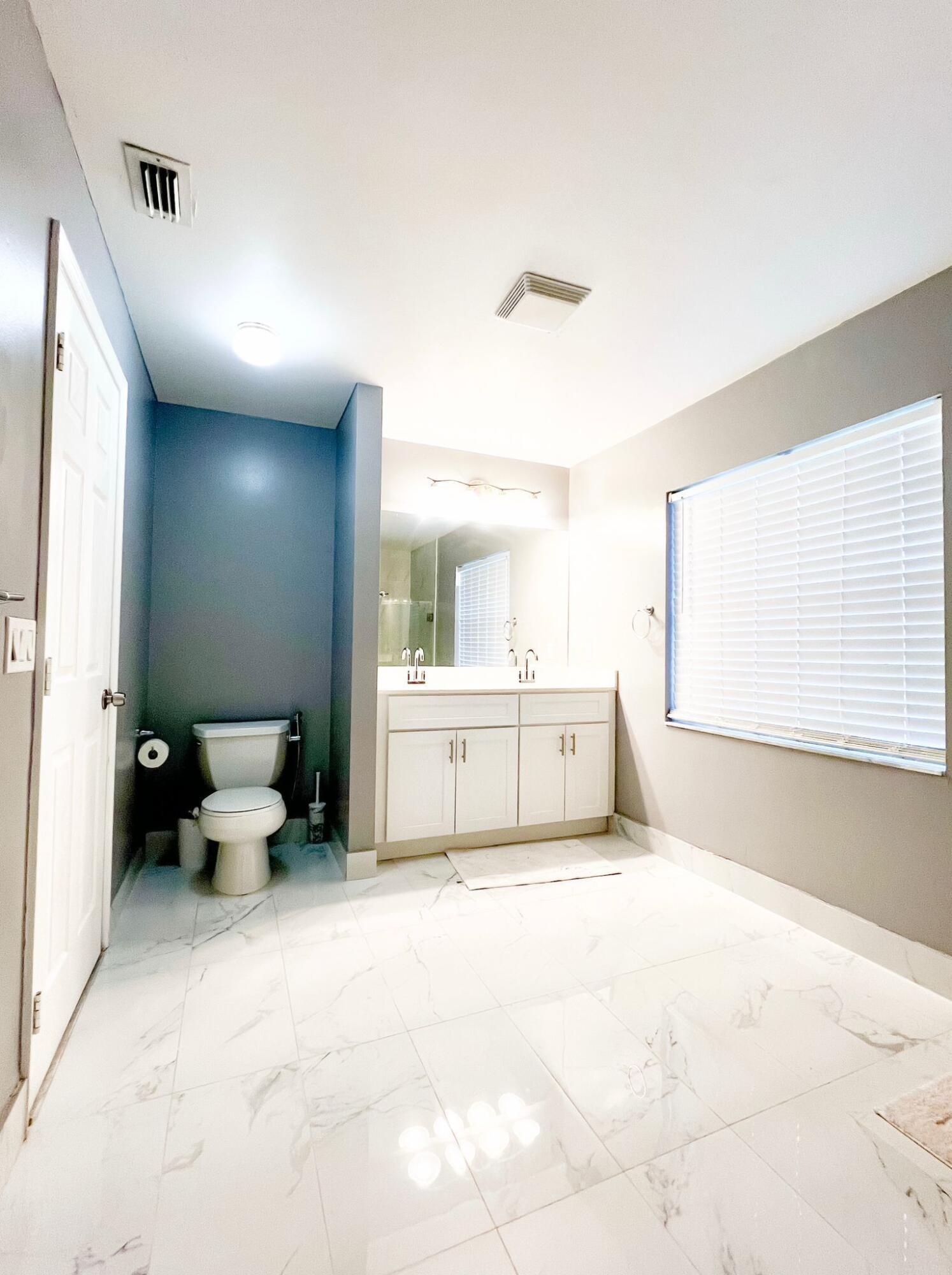 MLS #RX-10786409 image #11