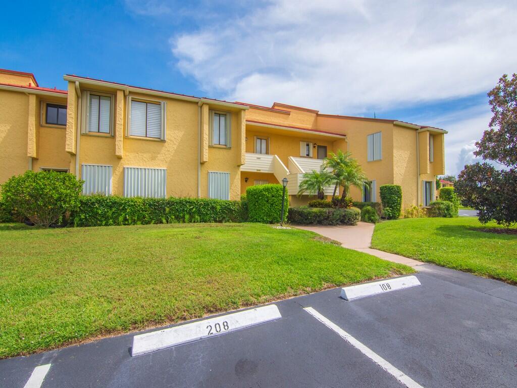 MLS #RX-10940190 image #0