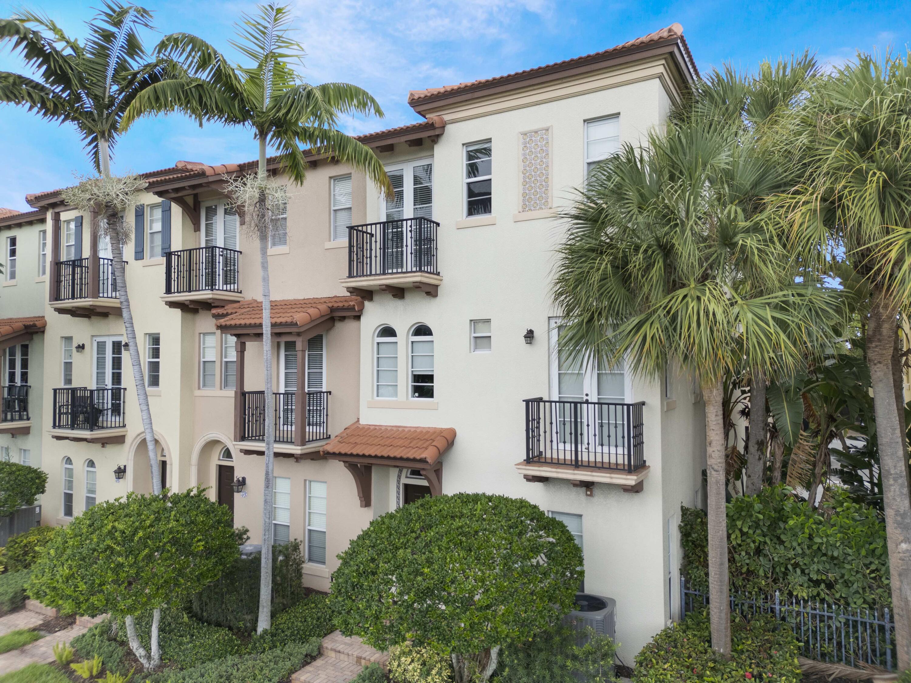 MLS #RX-11121401 image #1