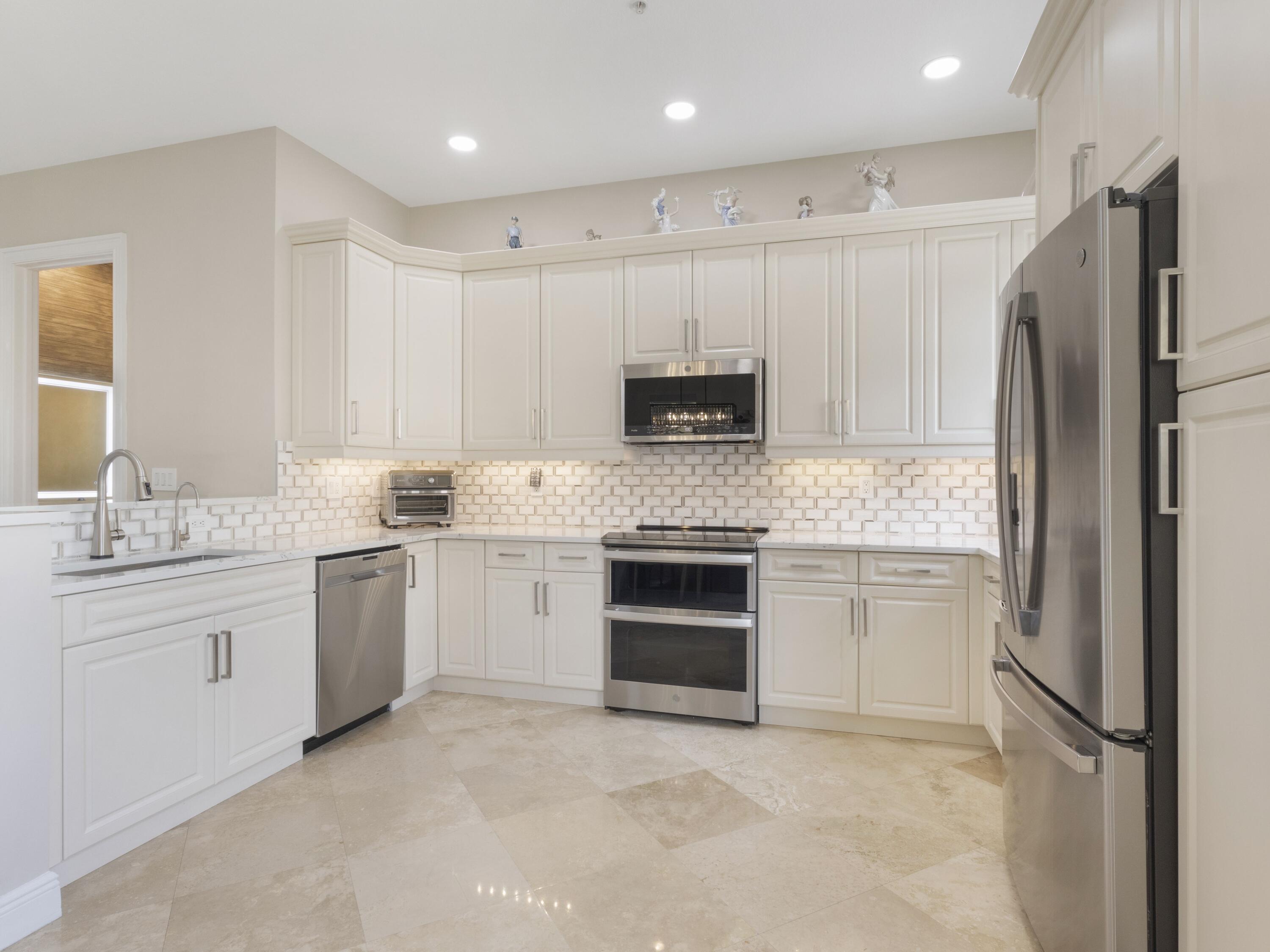 MLS #RX-11121401 image #18