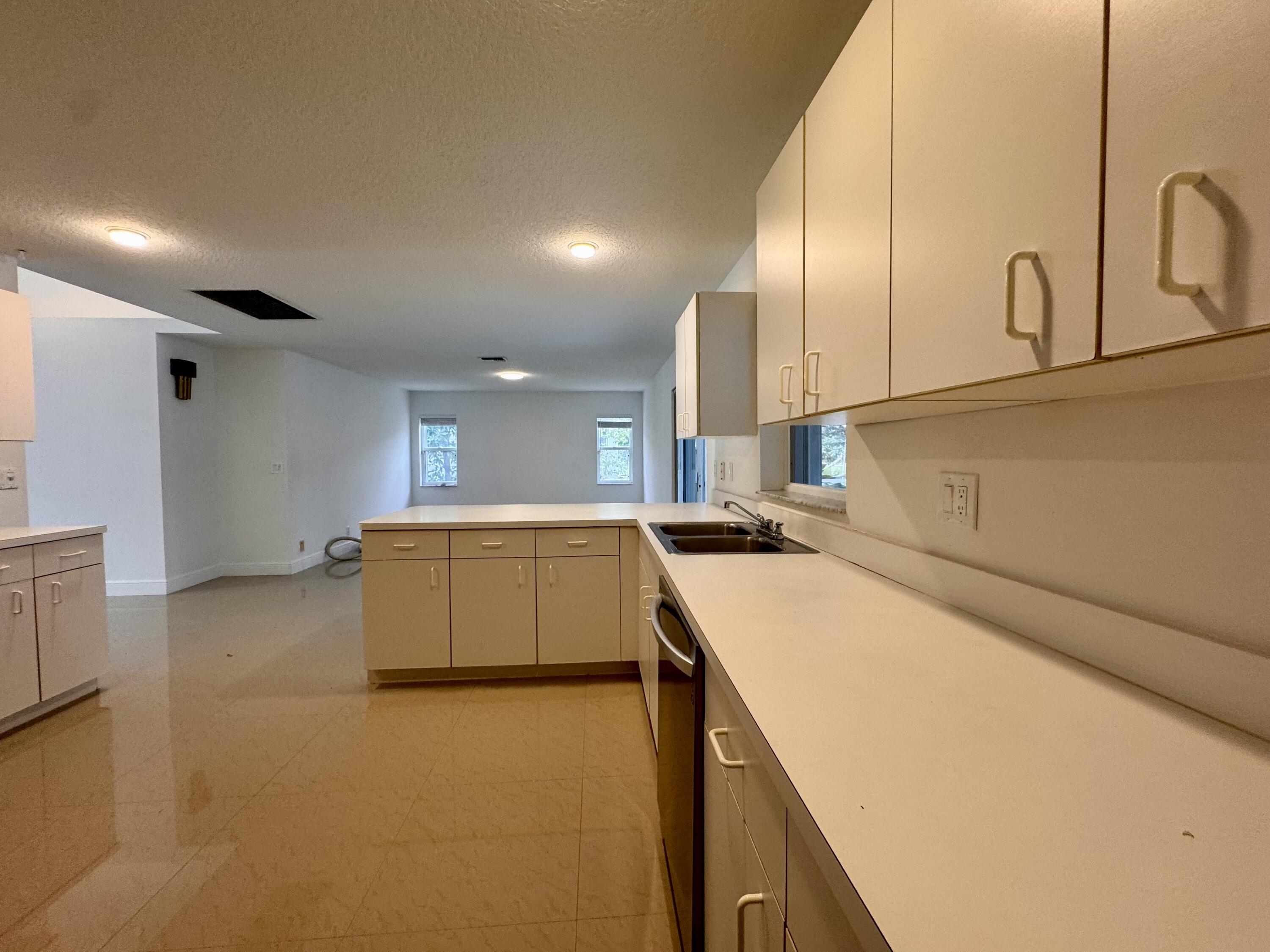 MLS #RX-11121494 image #4