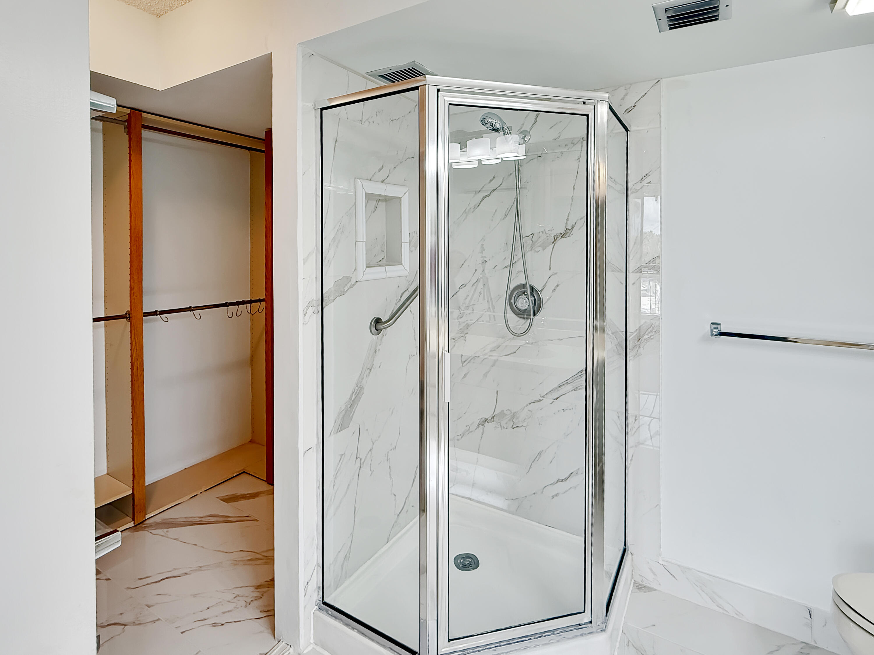 MLS #RX-11098183 image #4