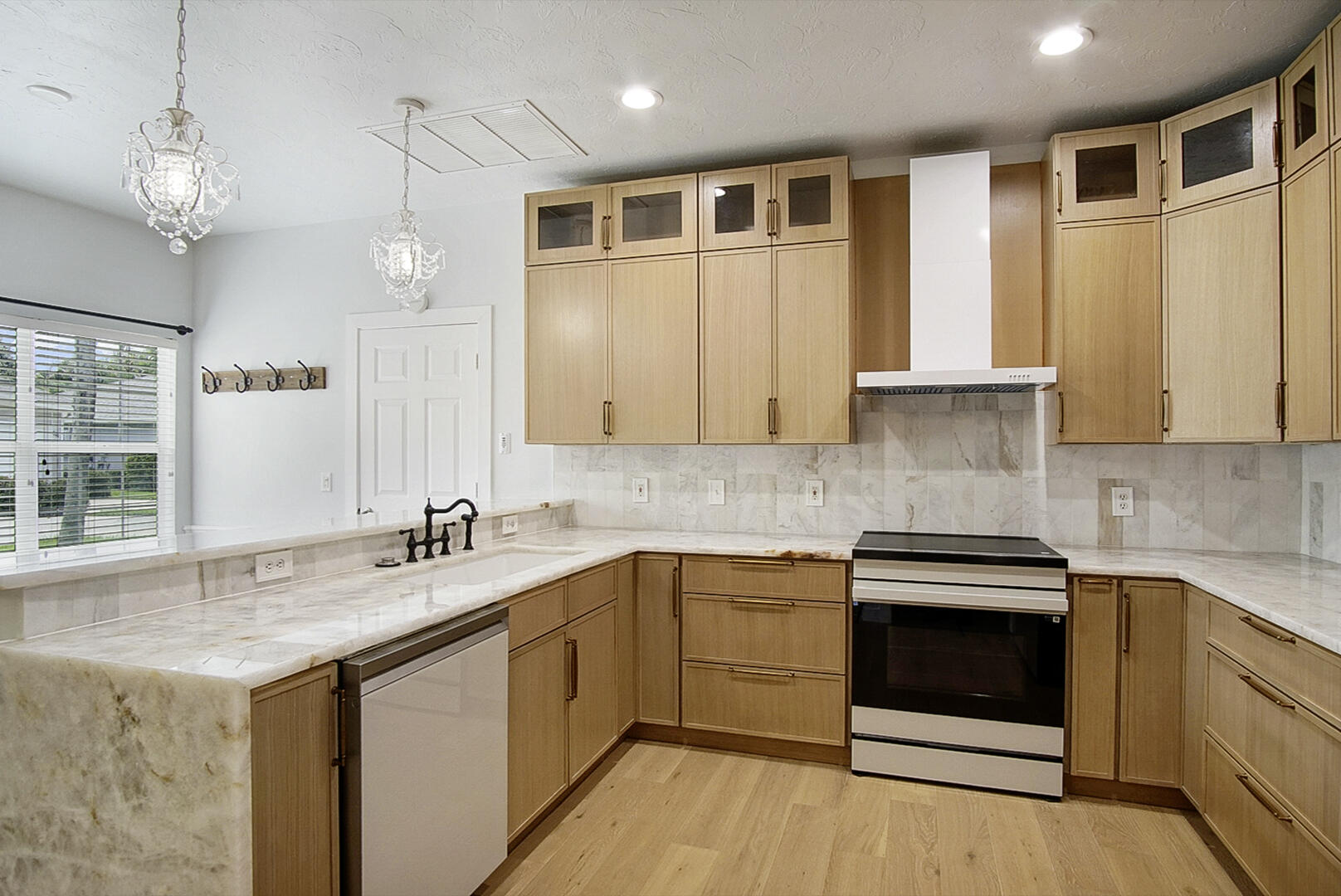 MLS #RX-11121797 image #5