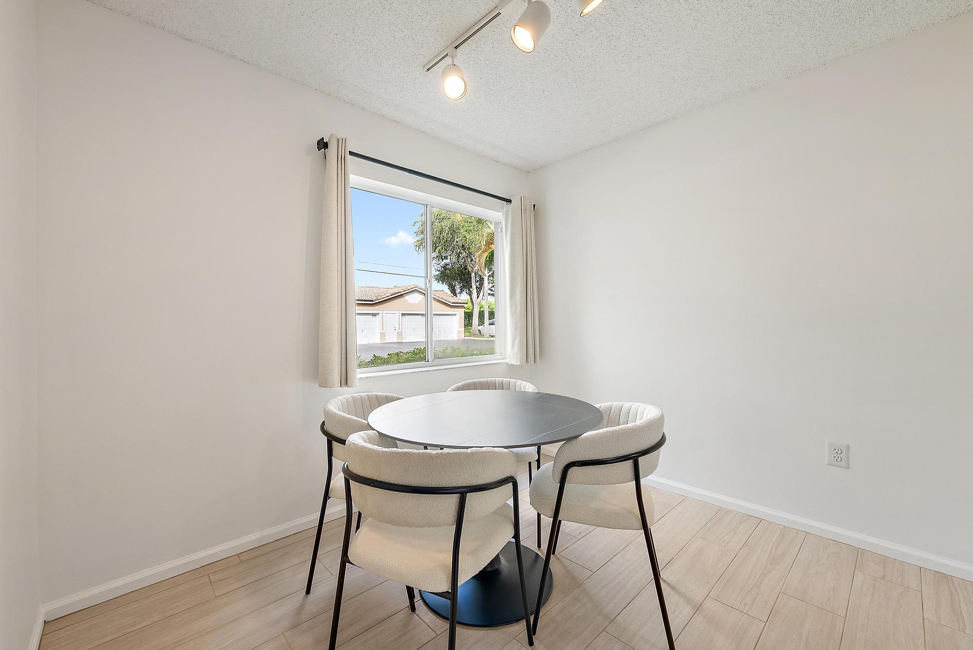 MLS #RX-11122141 image #3