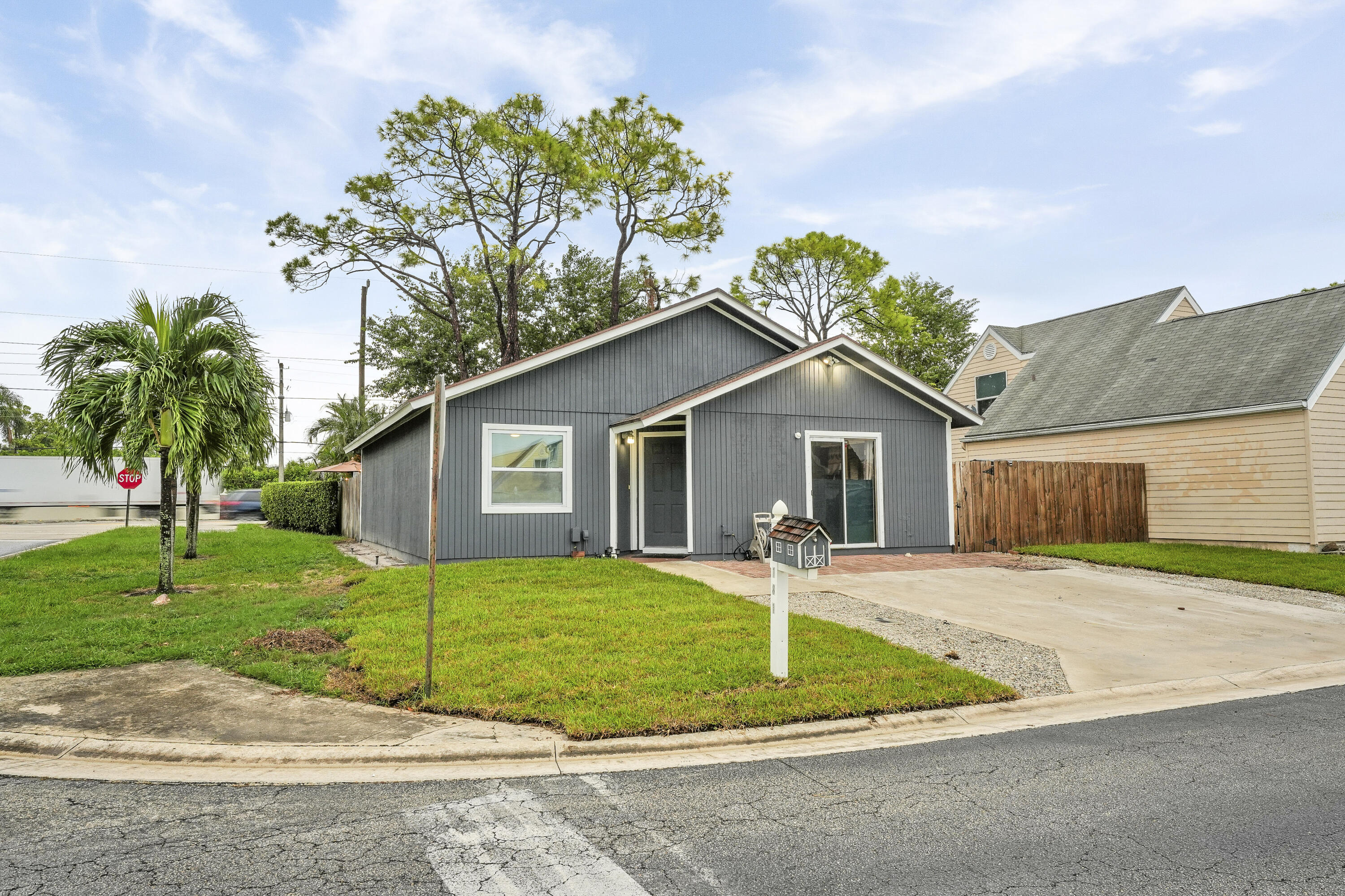 MLS #RX-11122200 image #2