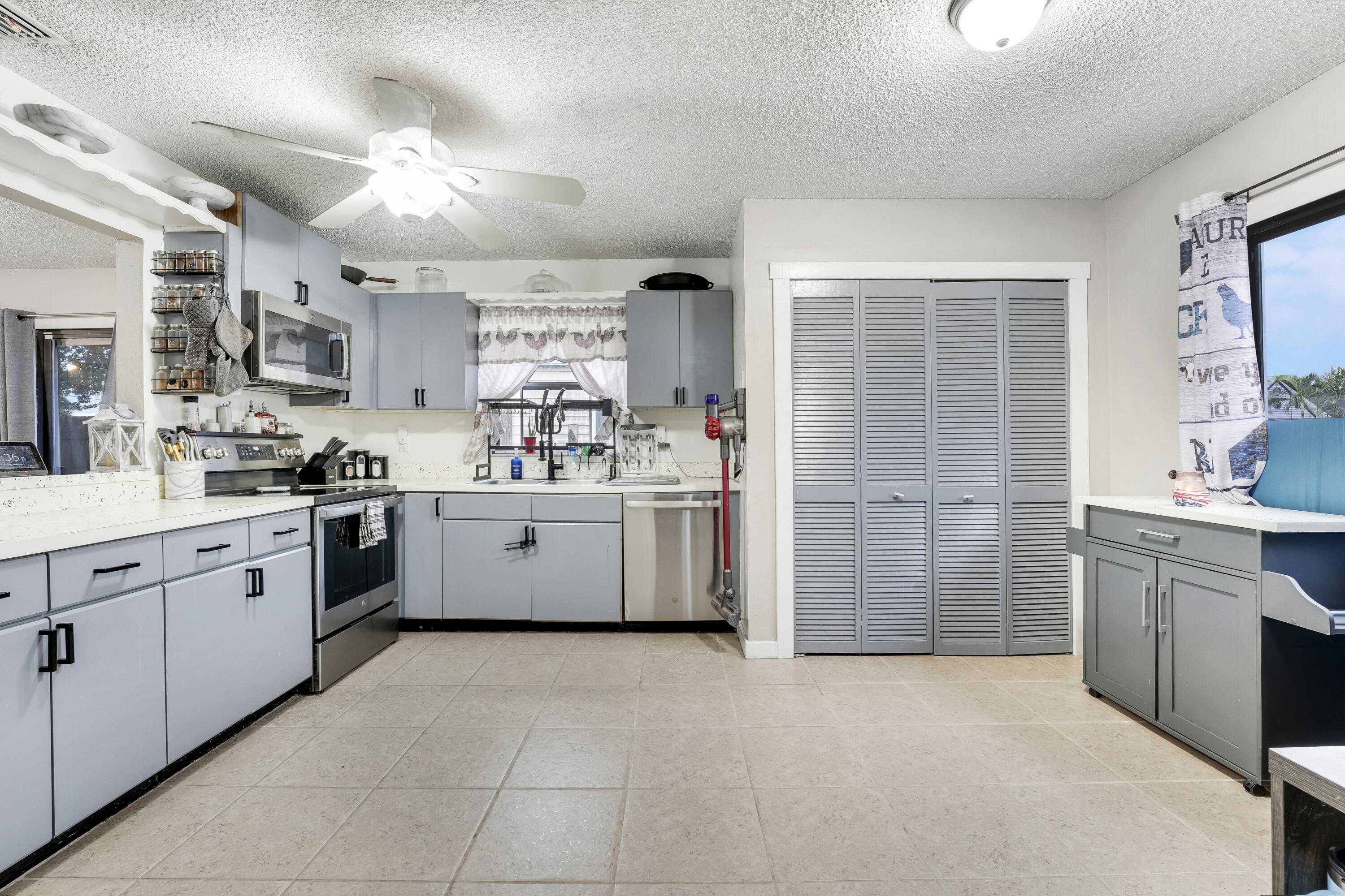 MLS #RX-11122200 image #4