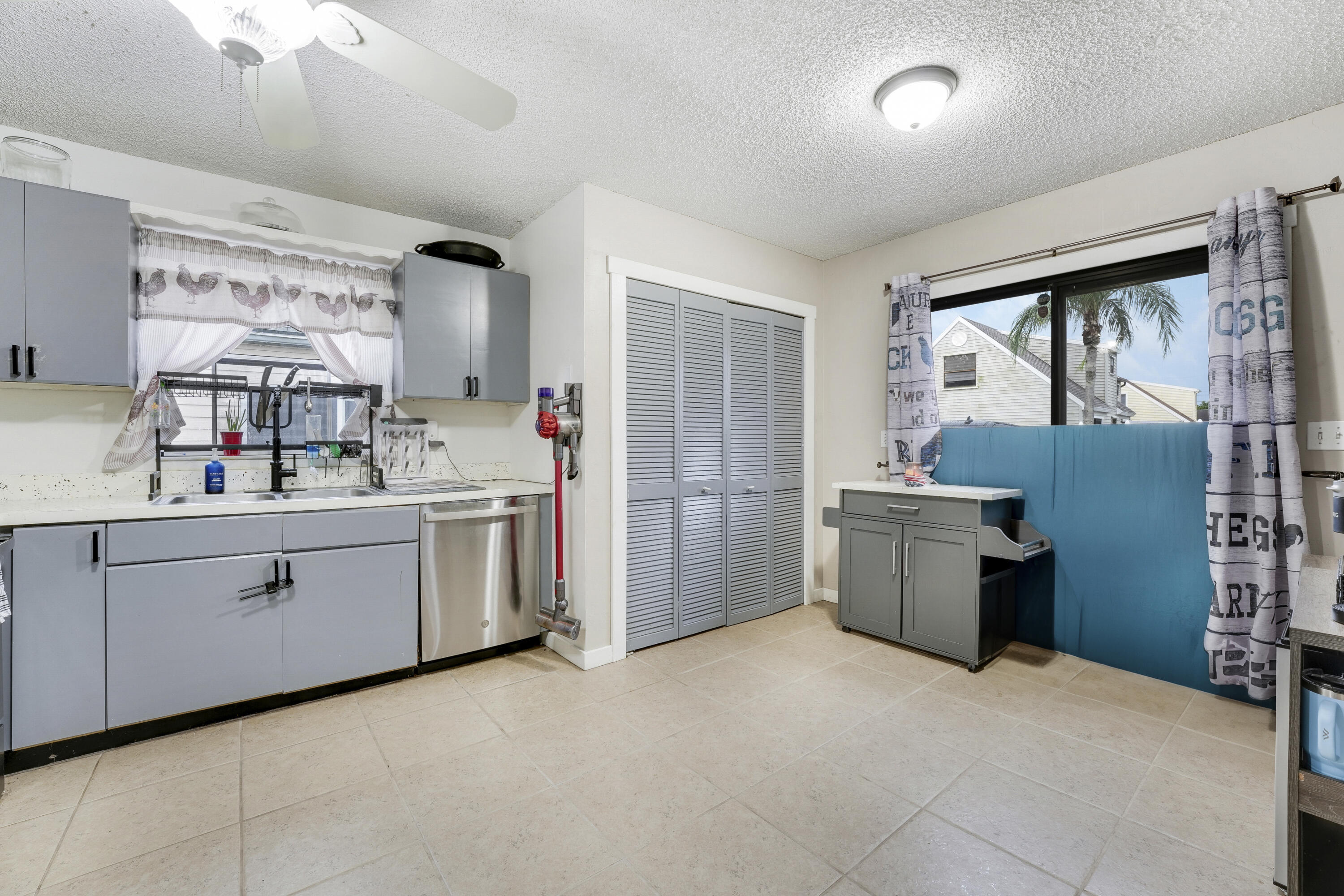 MLS #RX-11122200 image #5