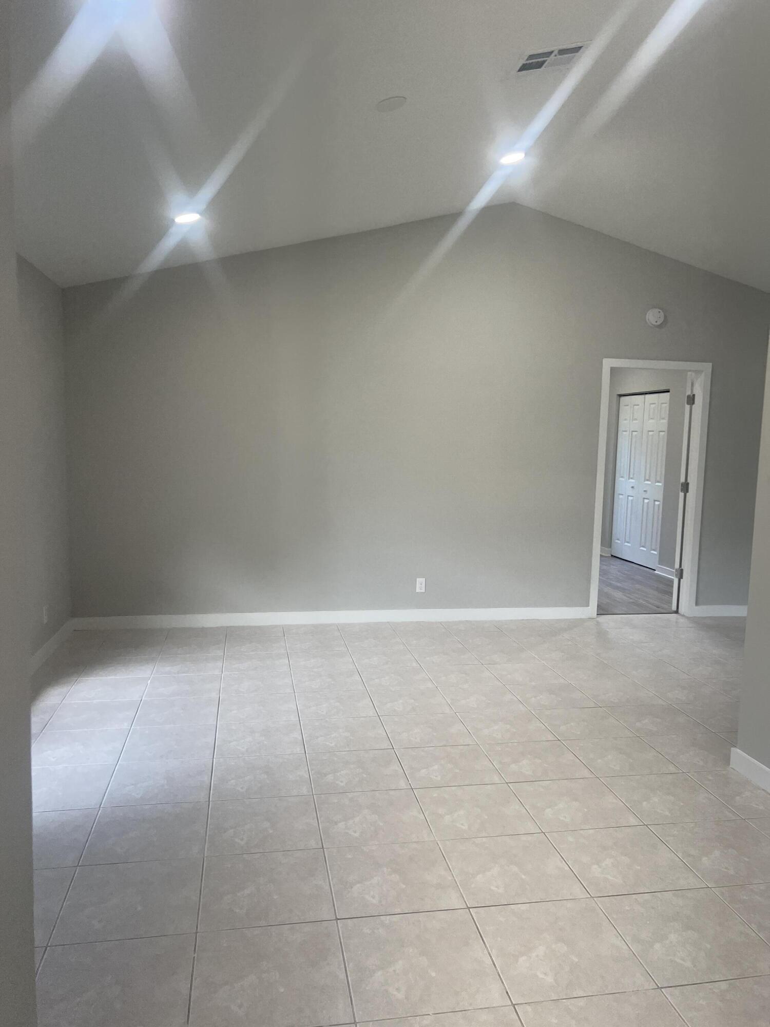 MLS #RX-11122235 image #3